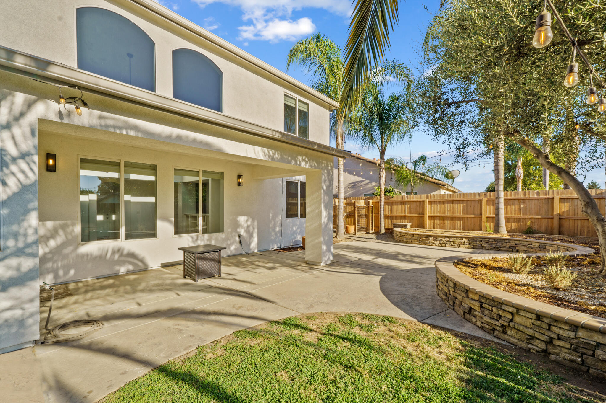 1579 Monsecco Street