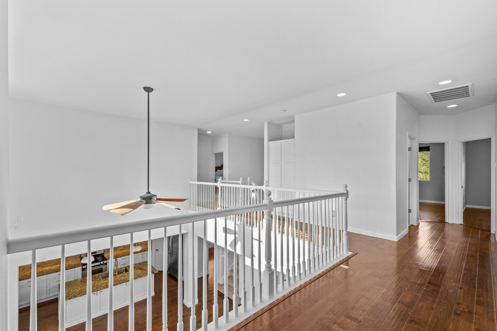 1579 Monsecco Street