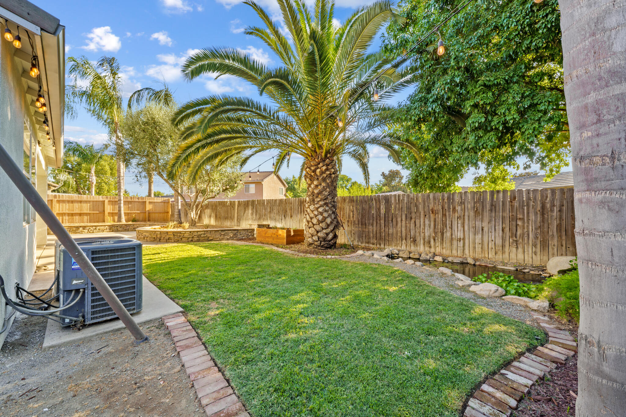 1579 Monsecco Street