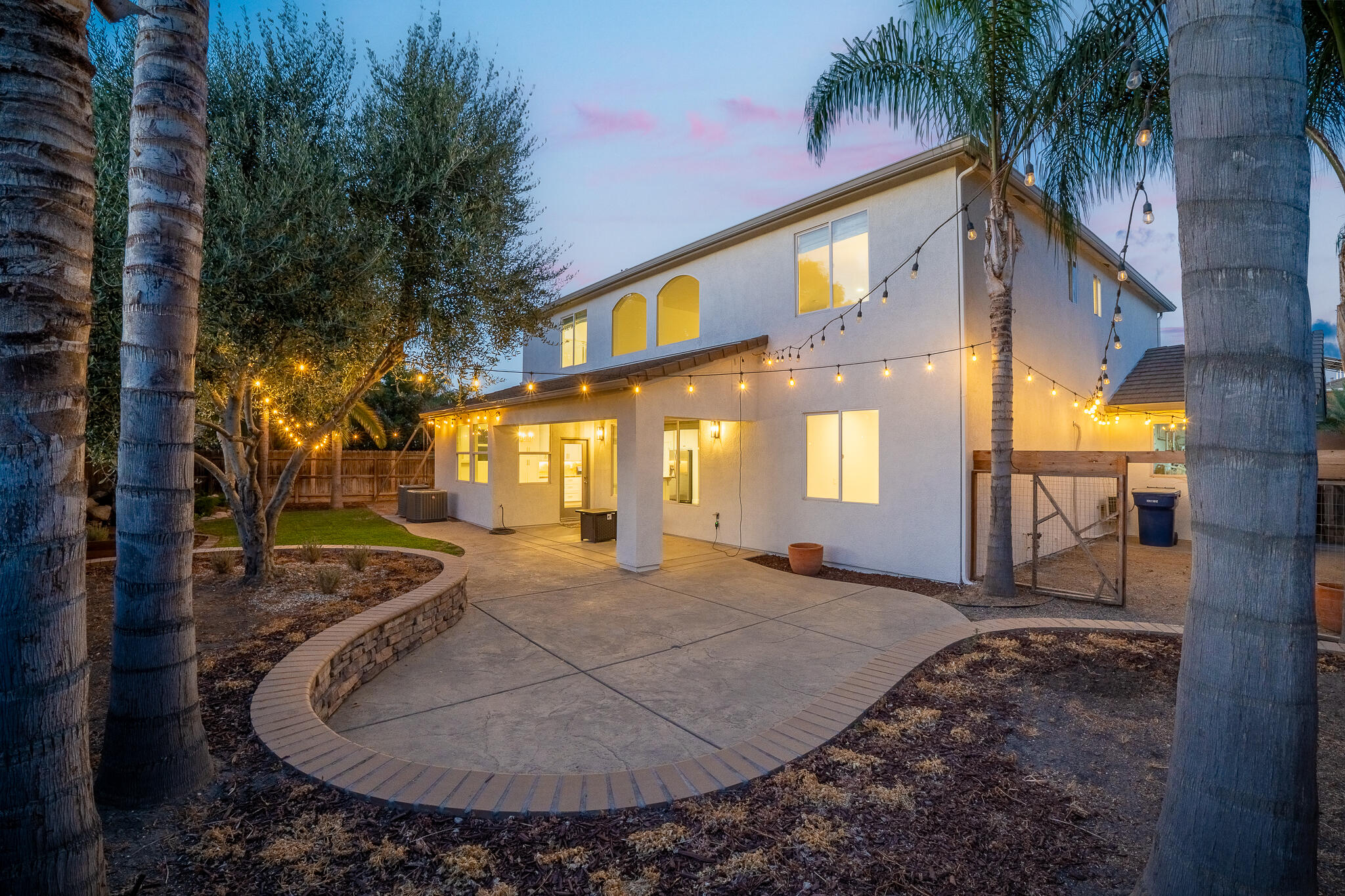 1579 Monsecco Street
