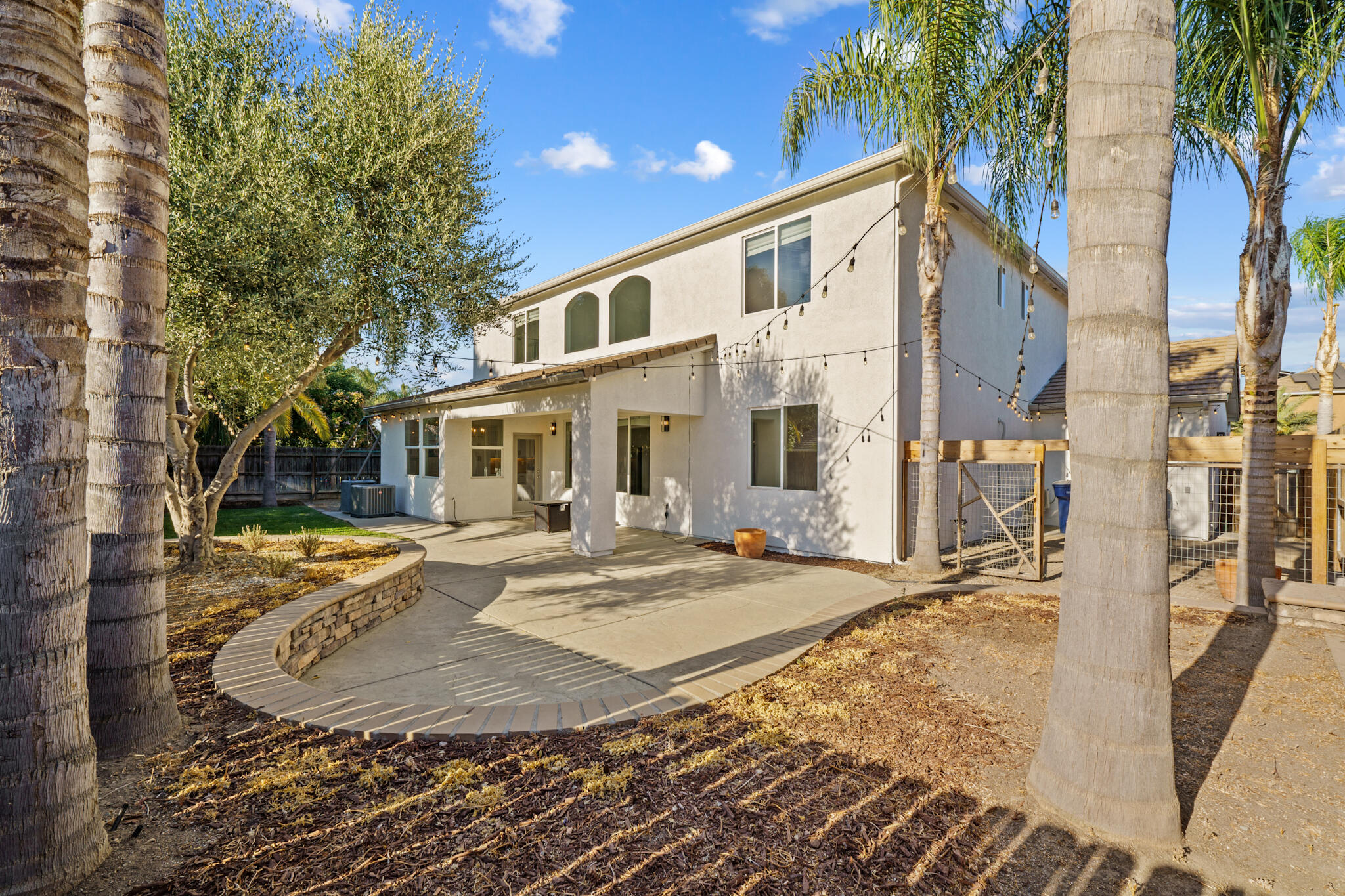 1579 Monsecco Street