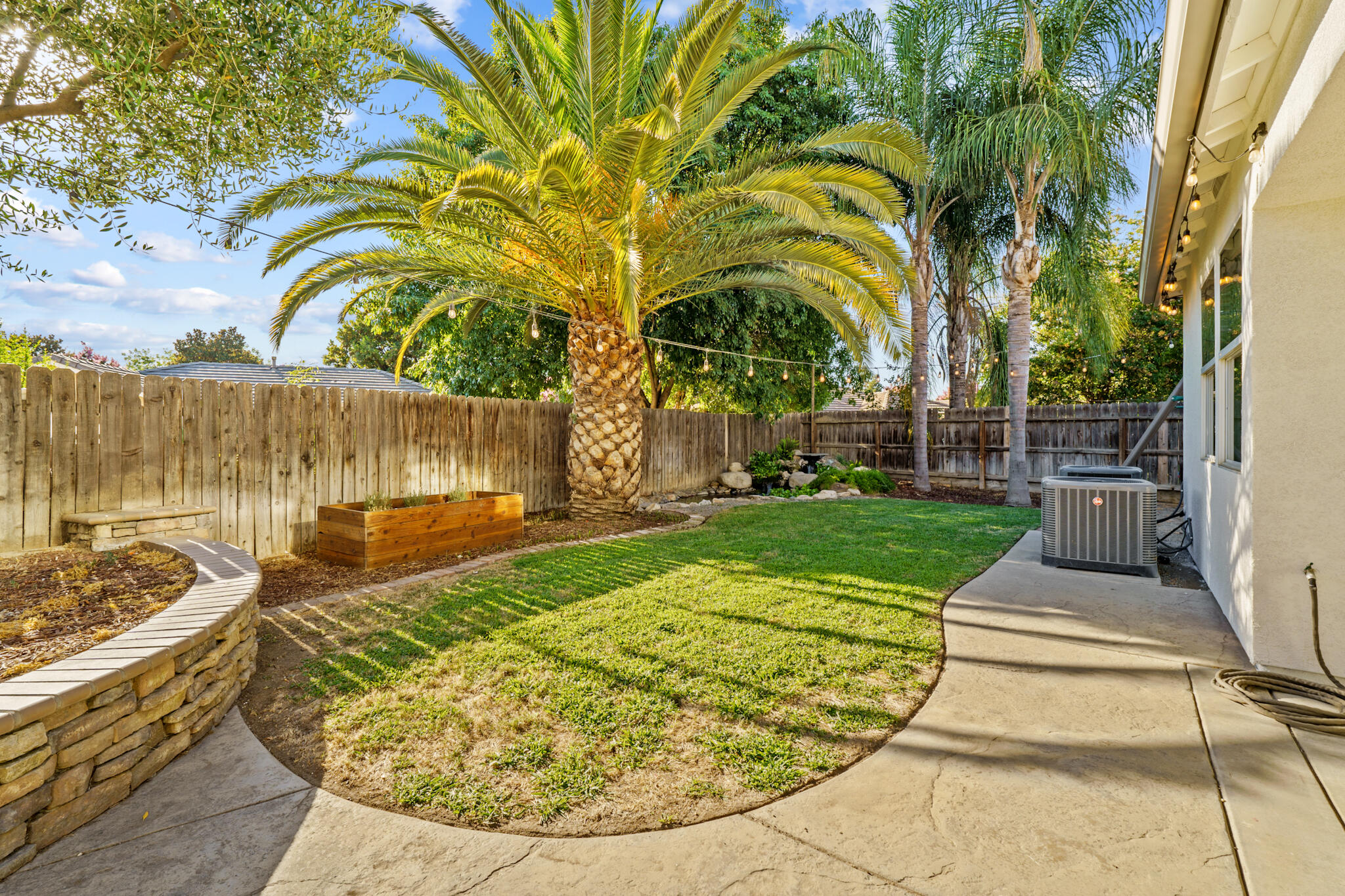 1579 Monsecco Street