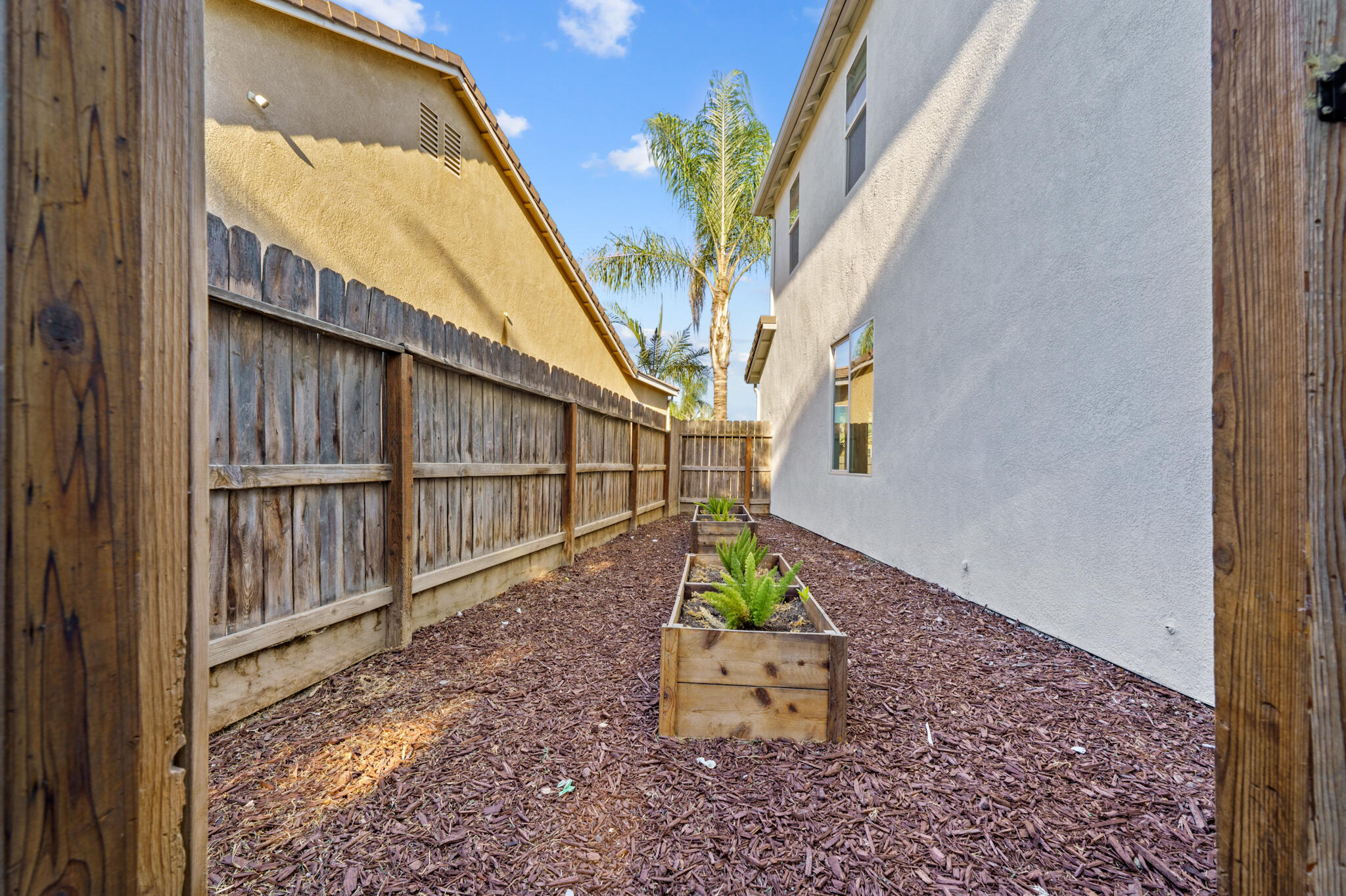 1579 Monsecco Street