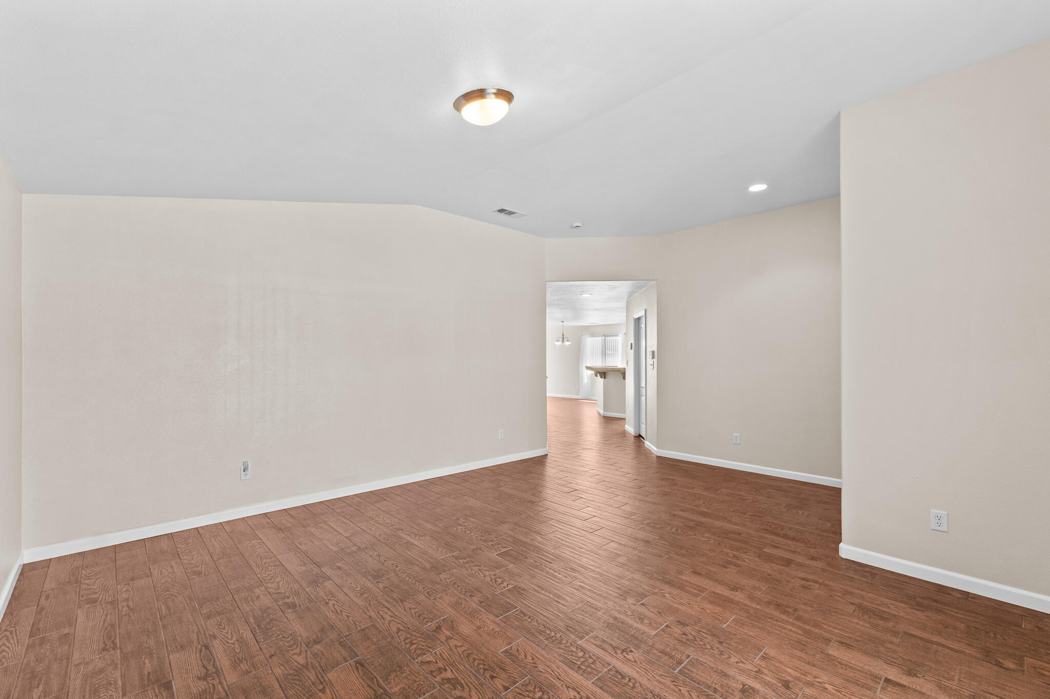 2379 Tahoe Avenue