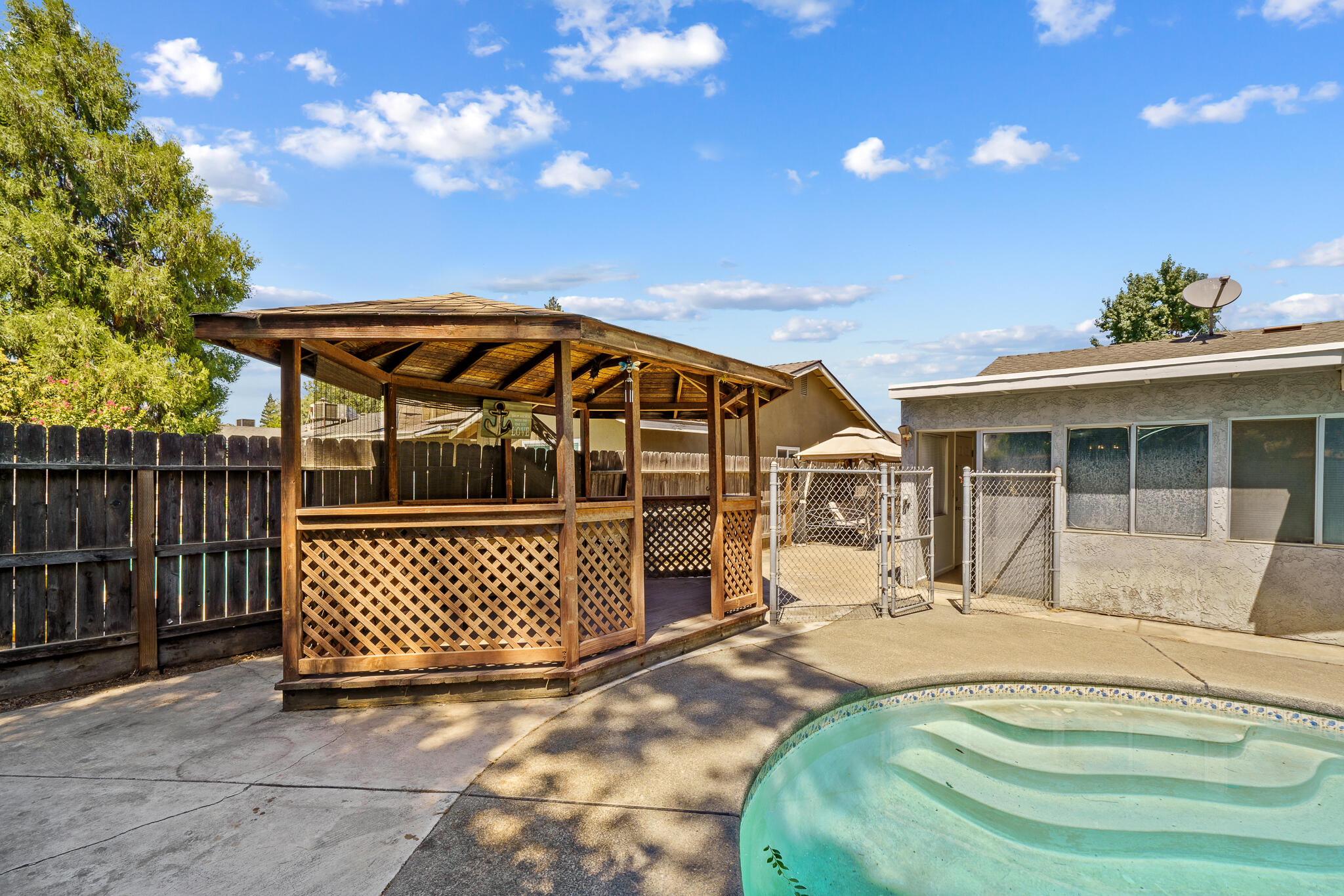 4615 W Feemster Avenue