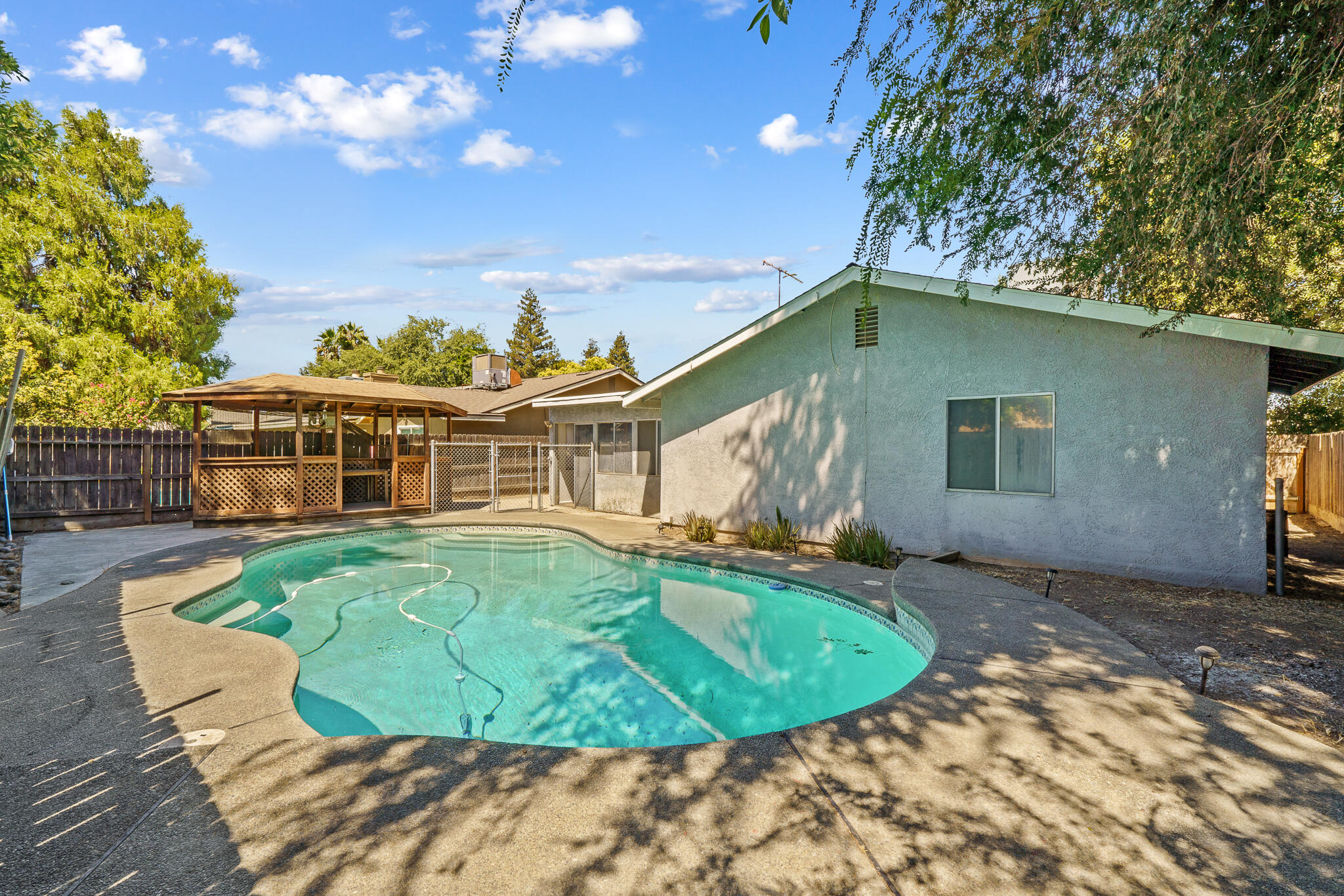 4615 W Feemster Avenue
