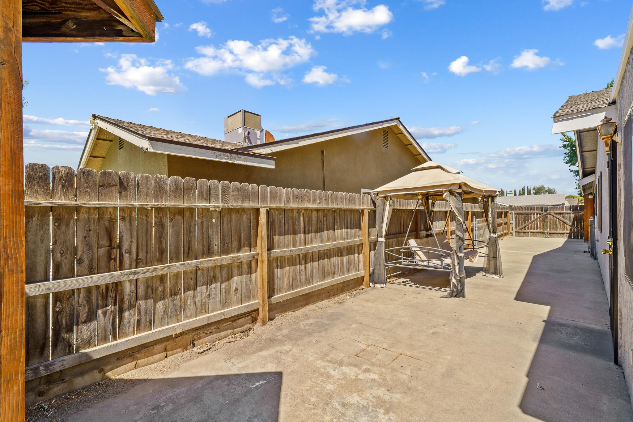 4615 W Feemster Avenue