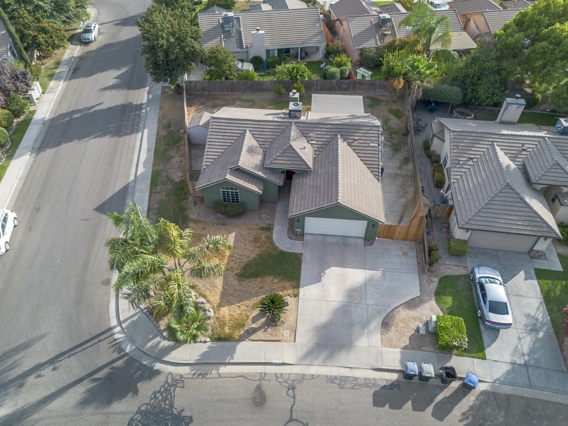 2549 W Sweet Avenue