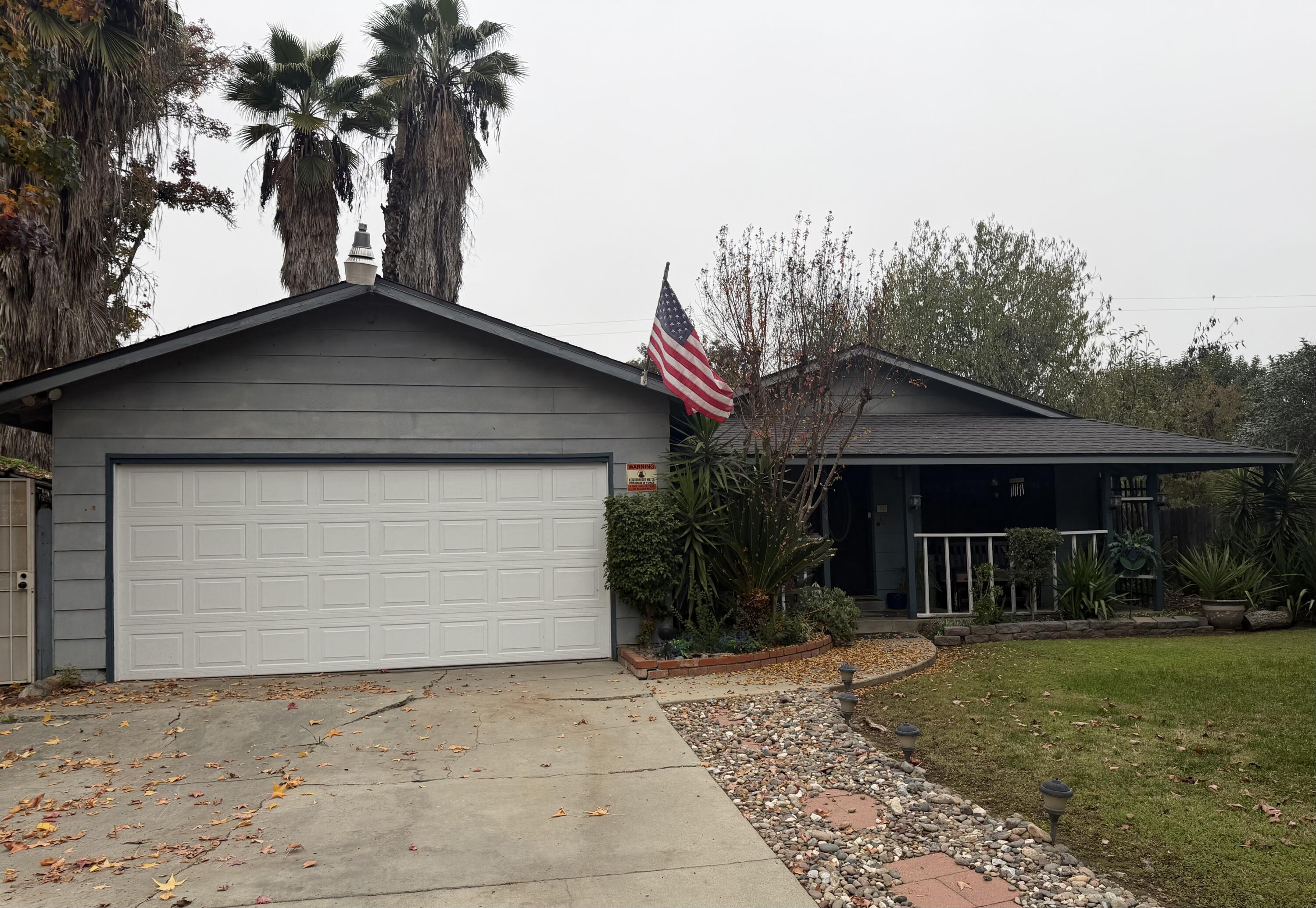 1534 W Canary Drive