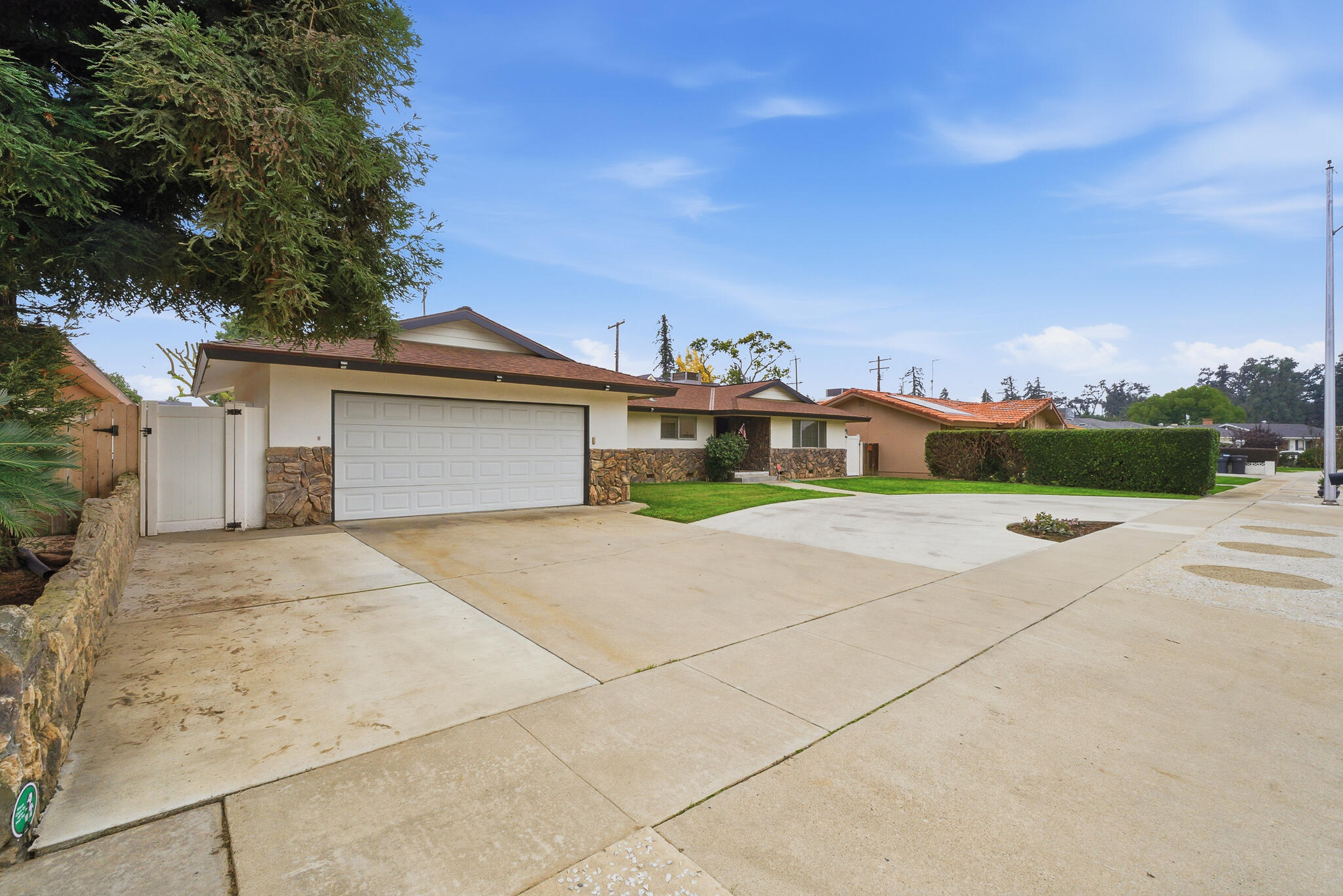 273 E Gannon Drive