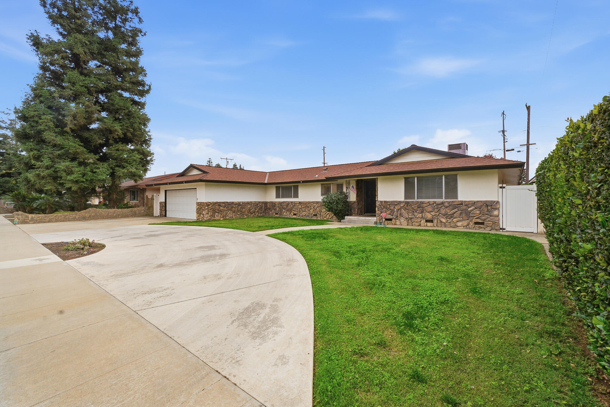 273 E Gannon Drive