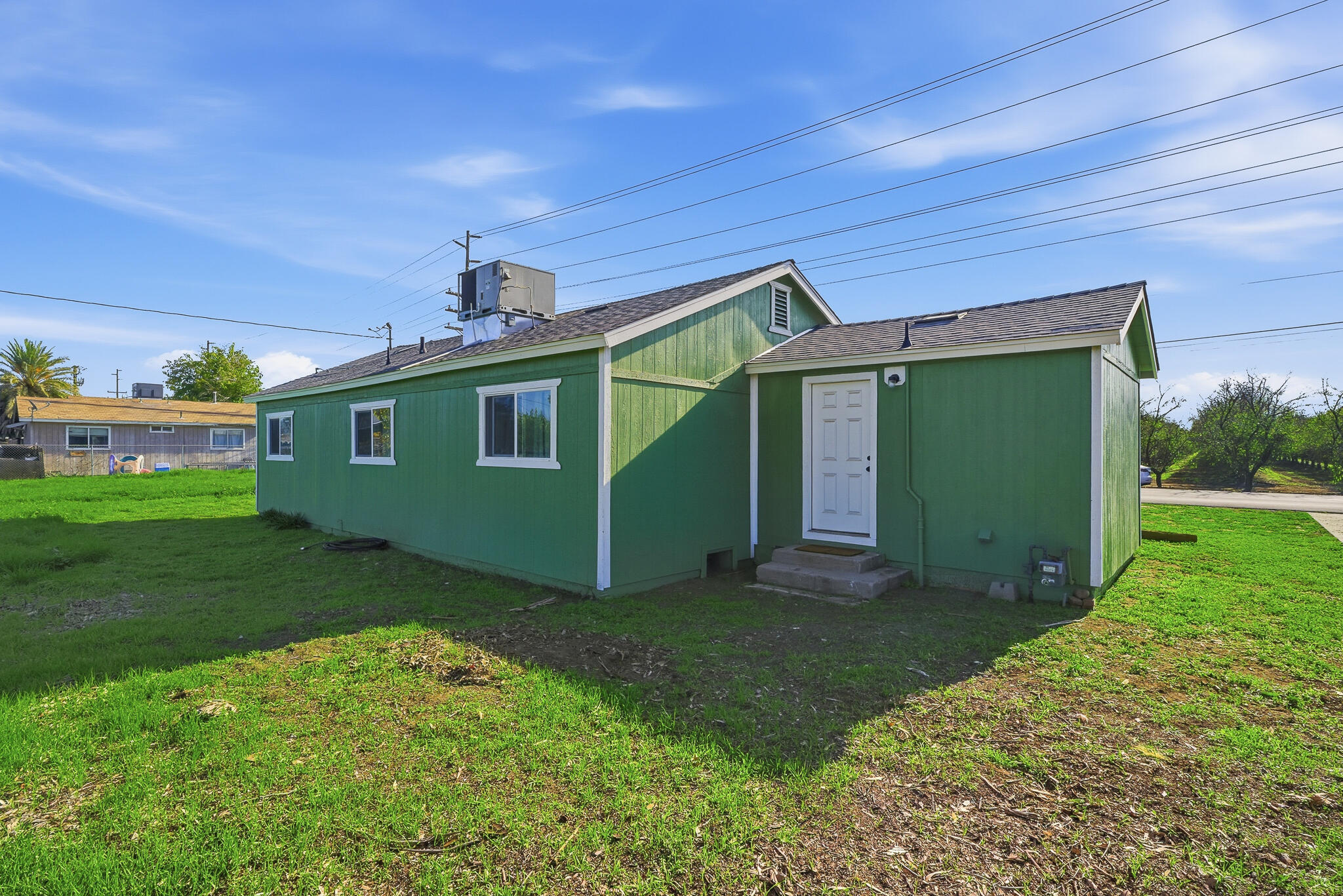 426 W Terra Bella Avenue