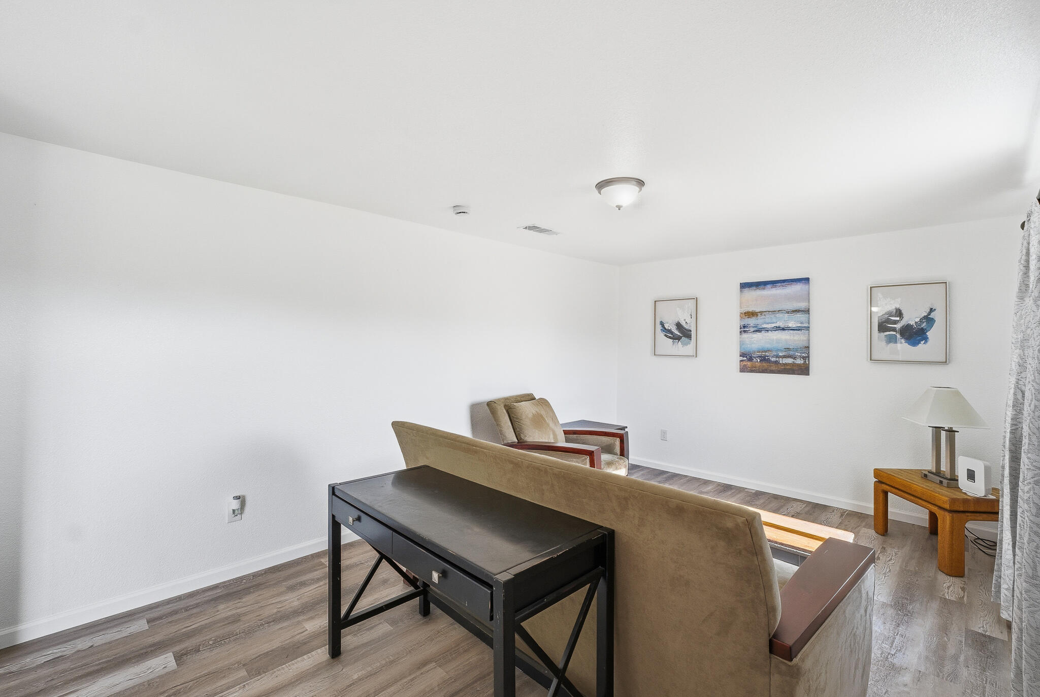 426 W Terra Bella Avenue