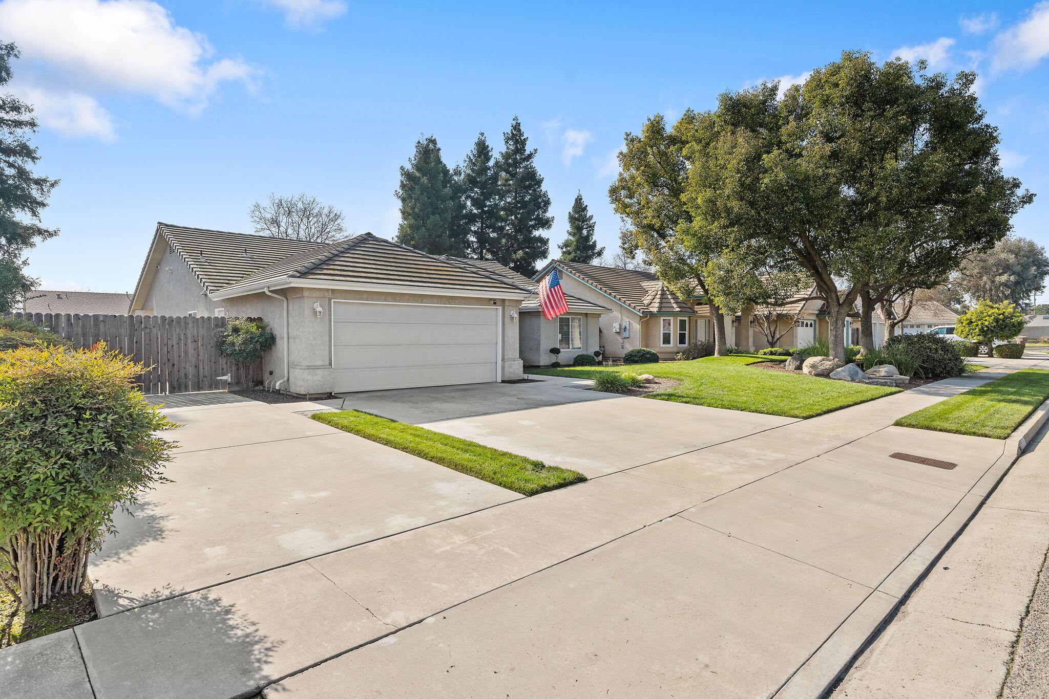 1741 Vineland Avenue