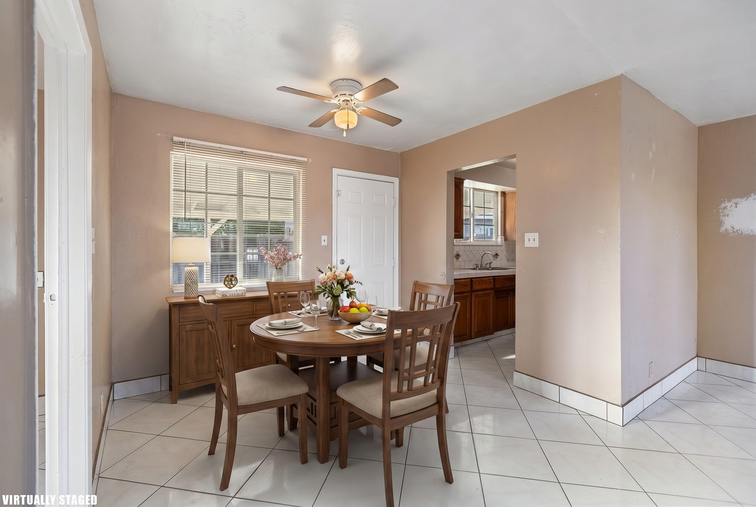2014 W Houston Avenue