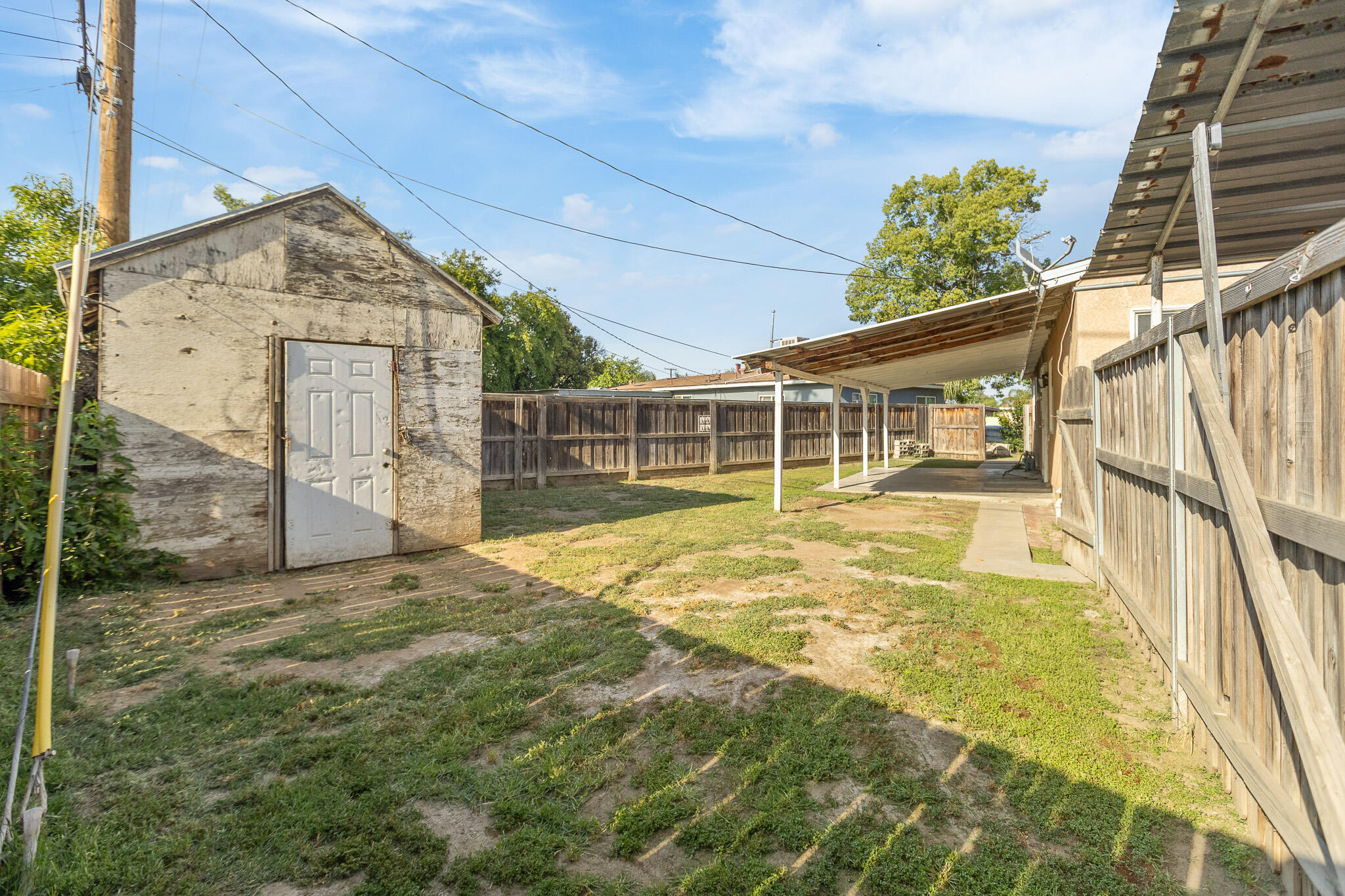 2014 W Houston Avenue