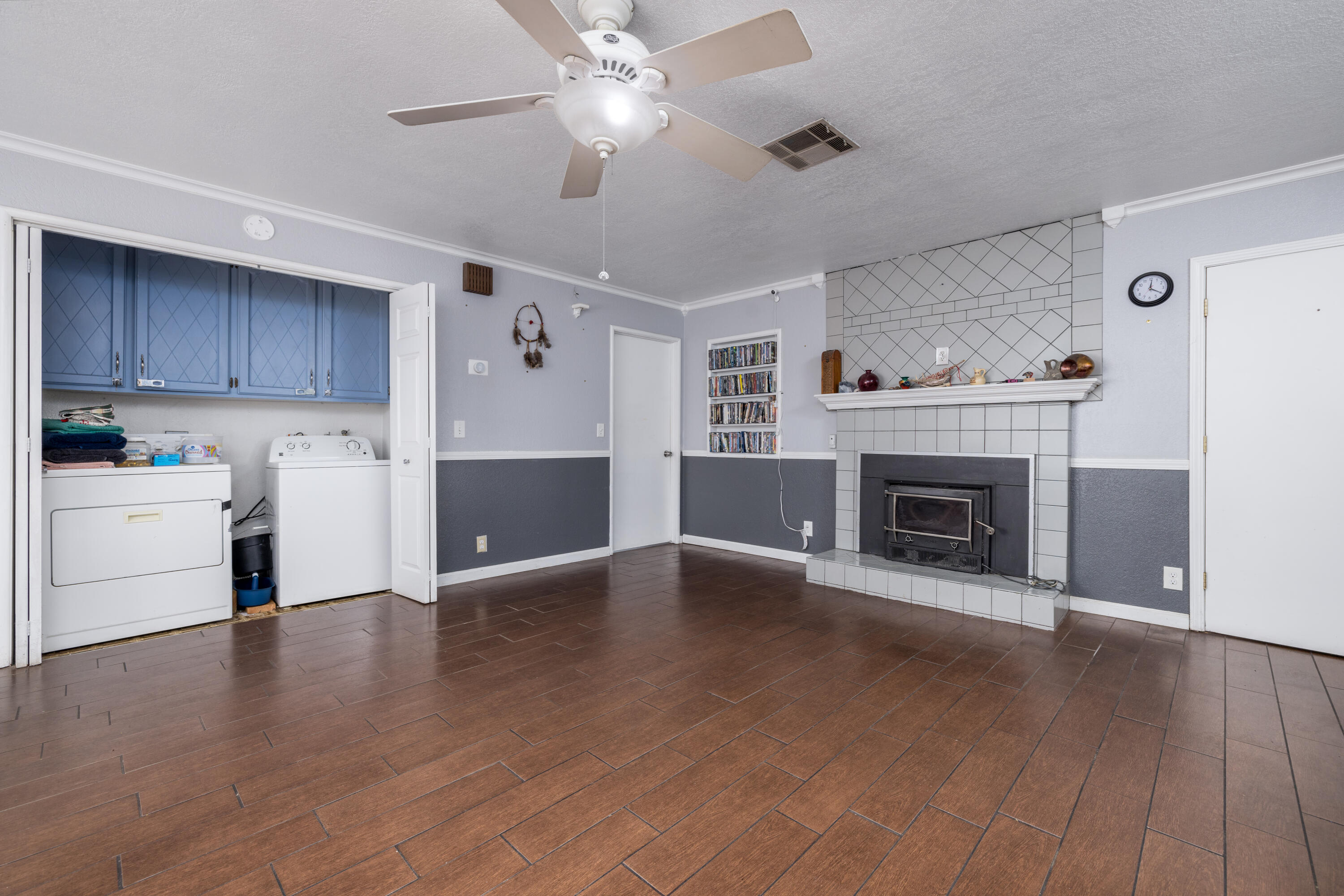 1683 E Cheryl Lane