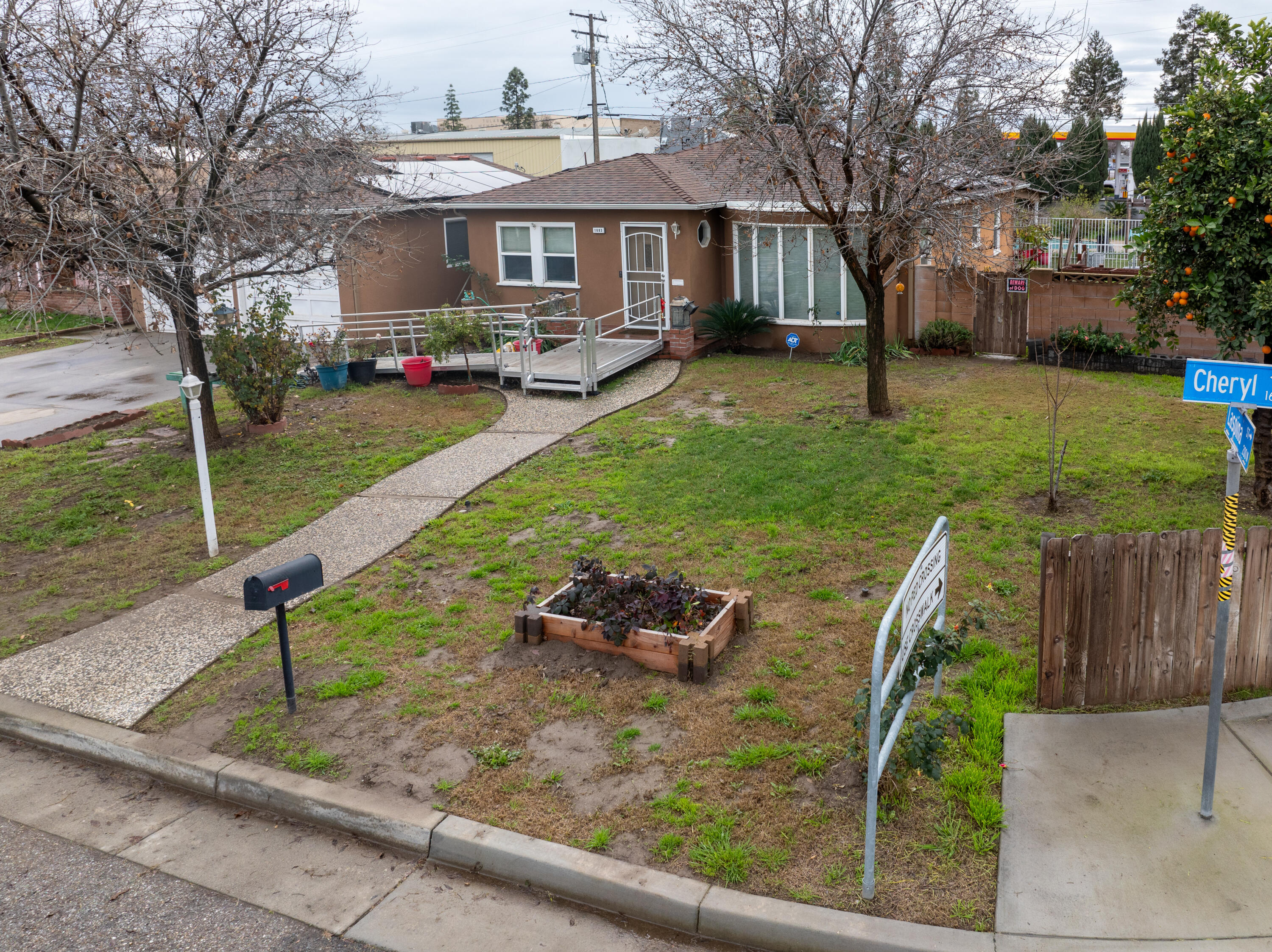1683 E Cheryl Lane