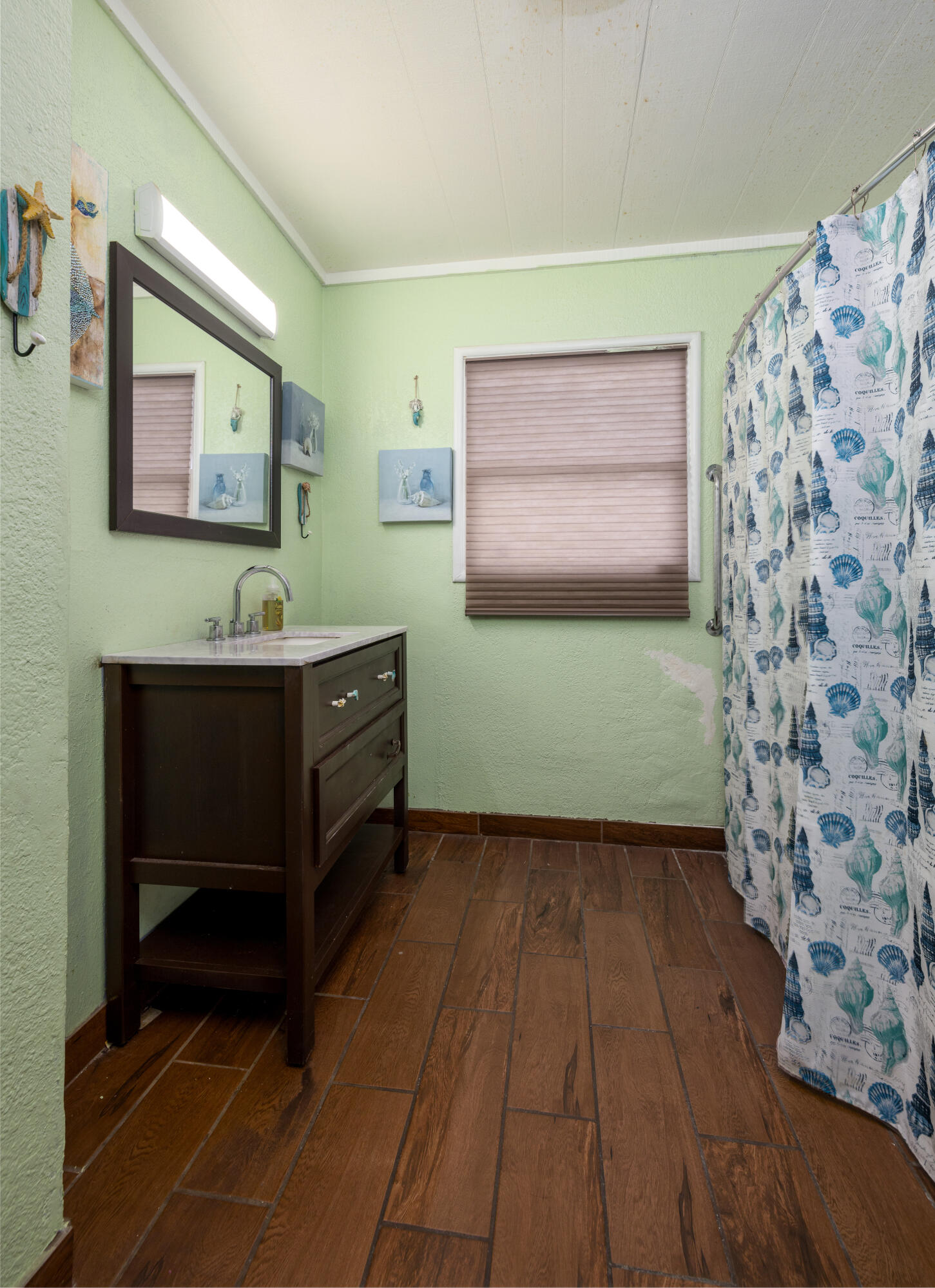 1683 E Cheryl Lane
