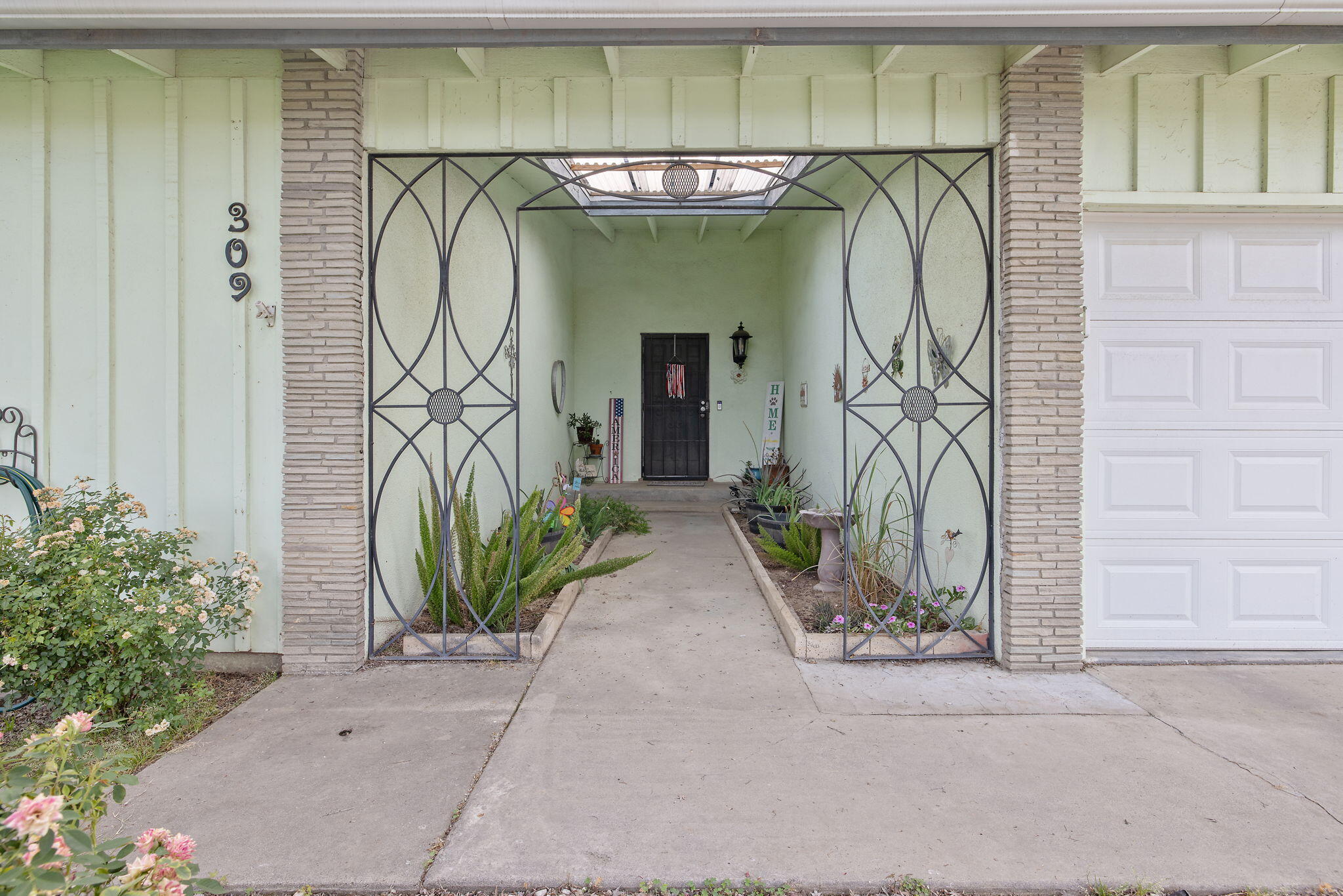 309 N Lane Street