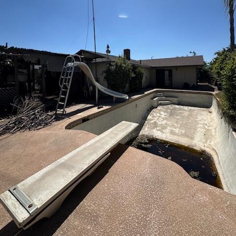 1482 E Walnut Avenue