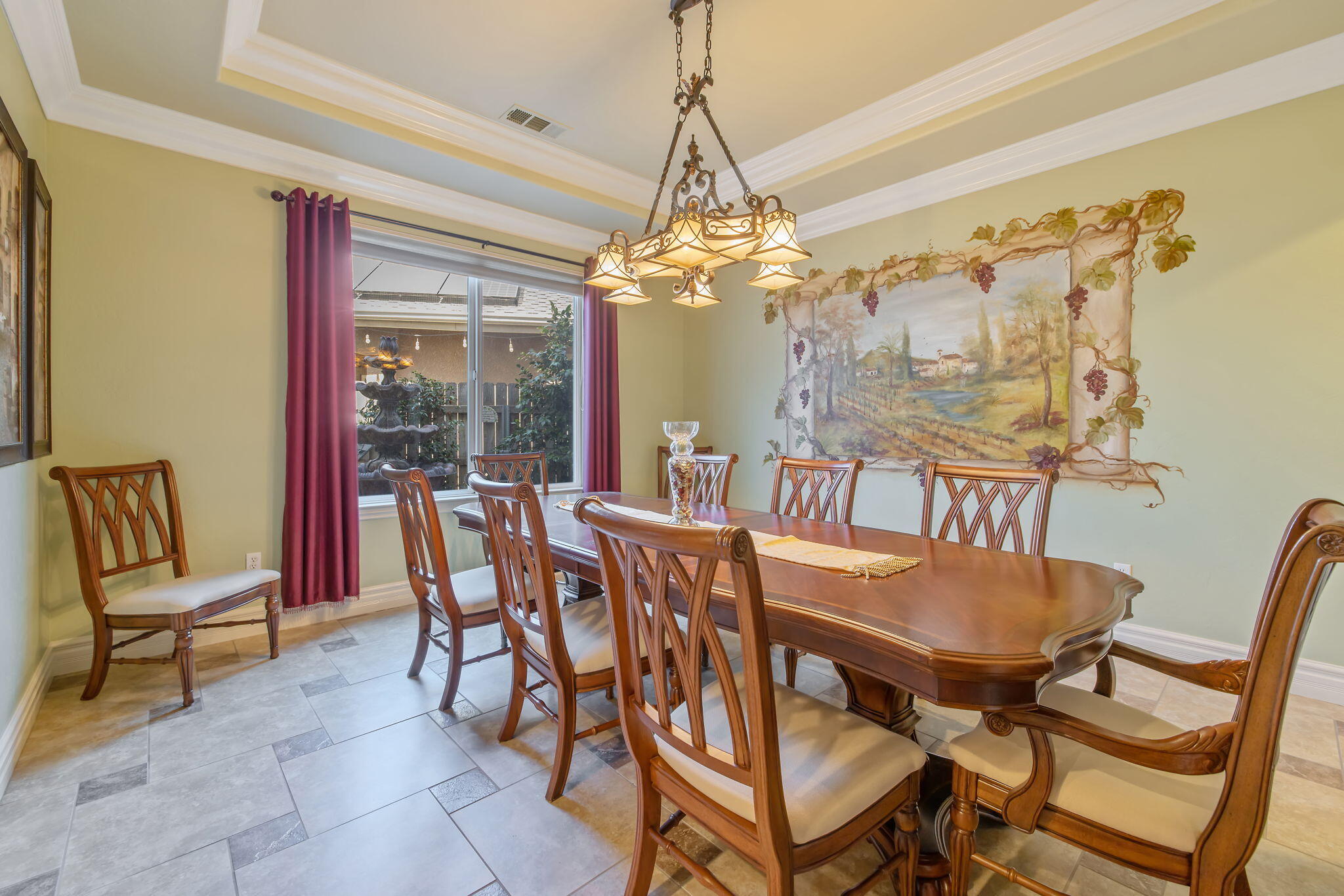 382 Hemmingway Court