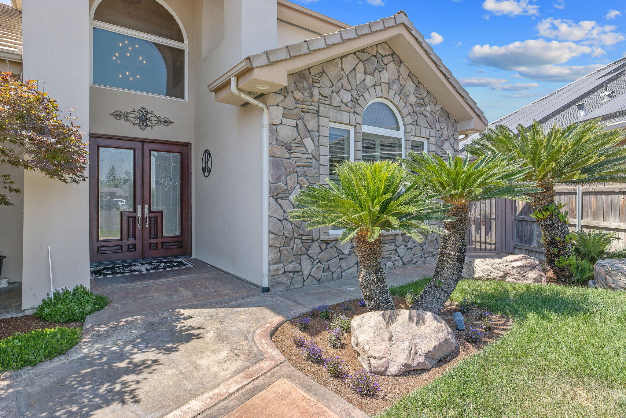 382 Hemmingway Court