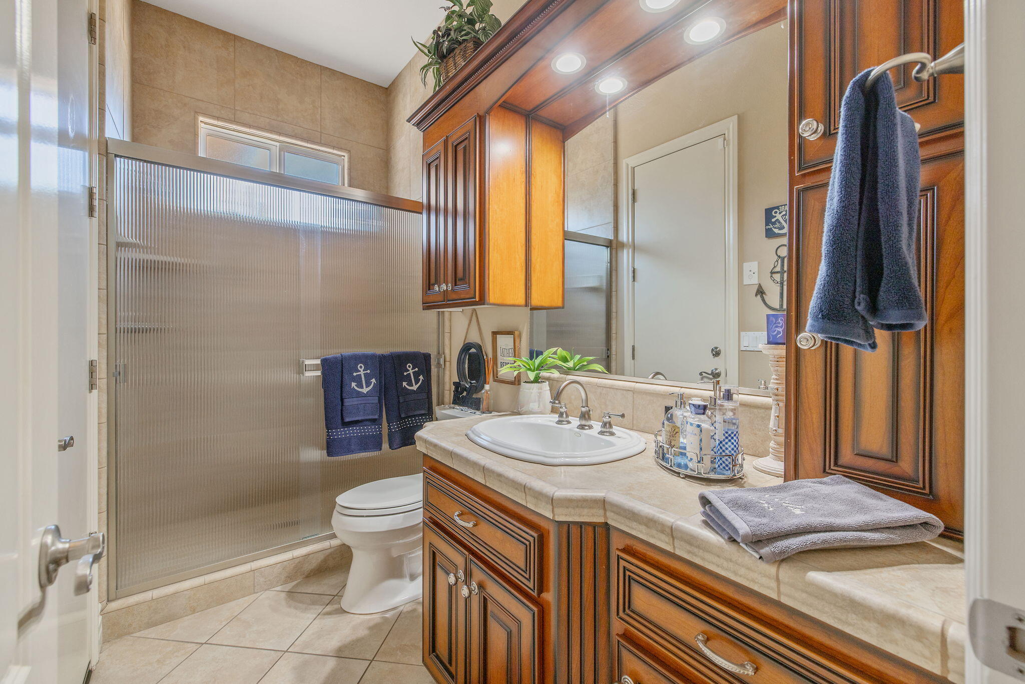 382 Hemmingway Court