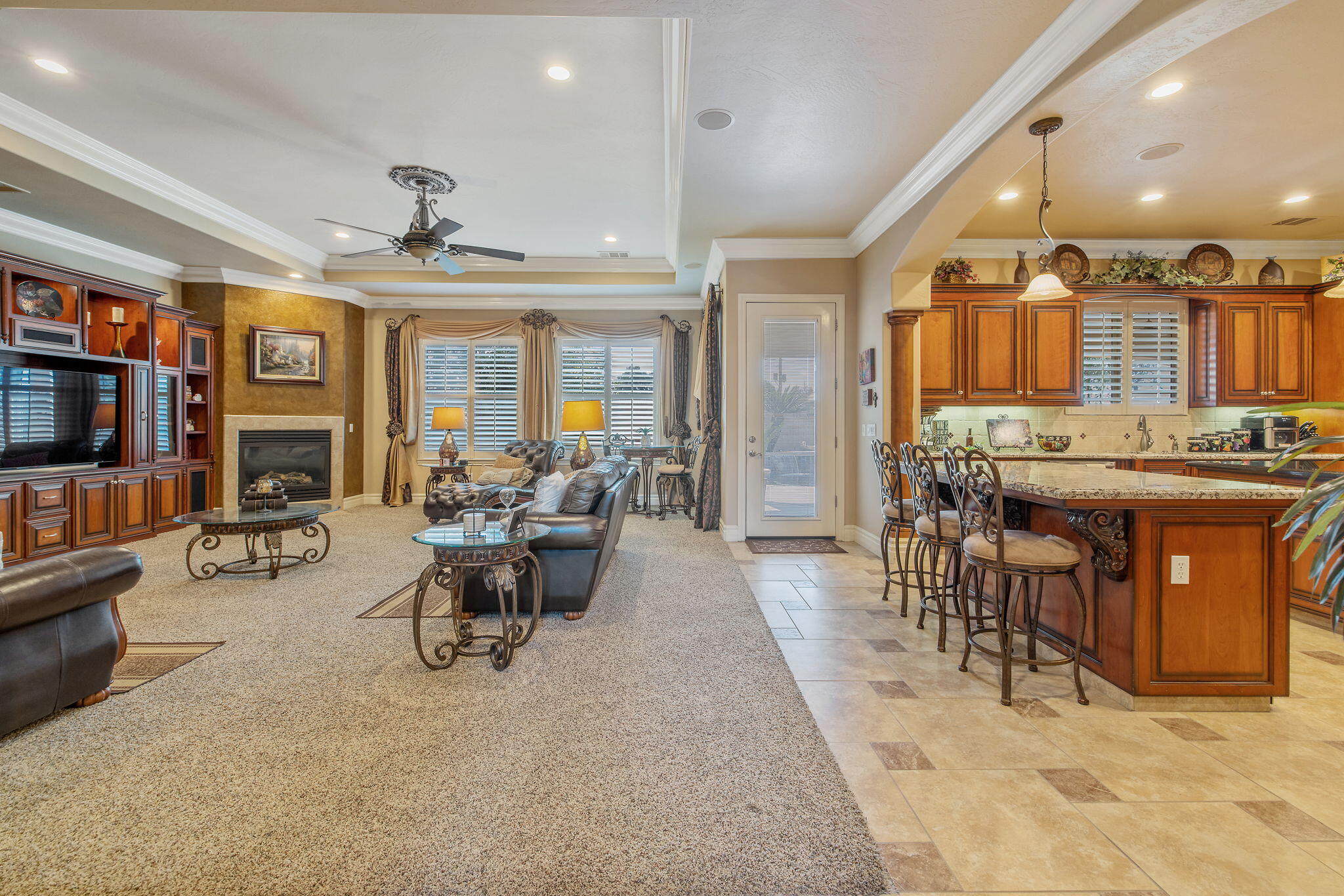 382 Hemmingway Court