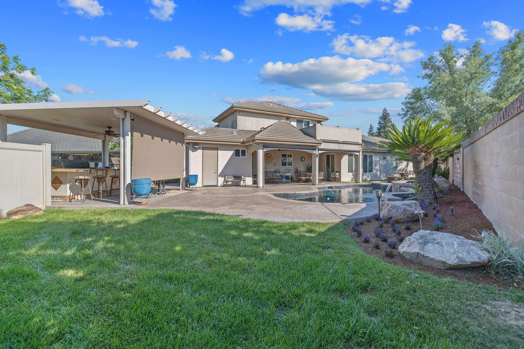 382 Hemmingway Court