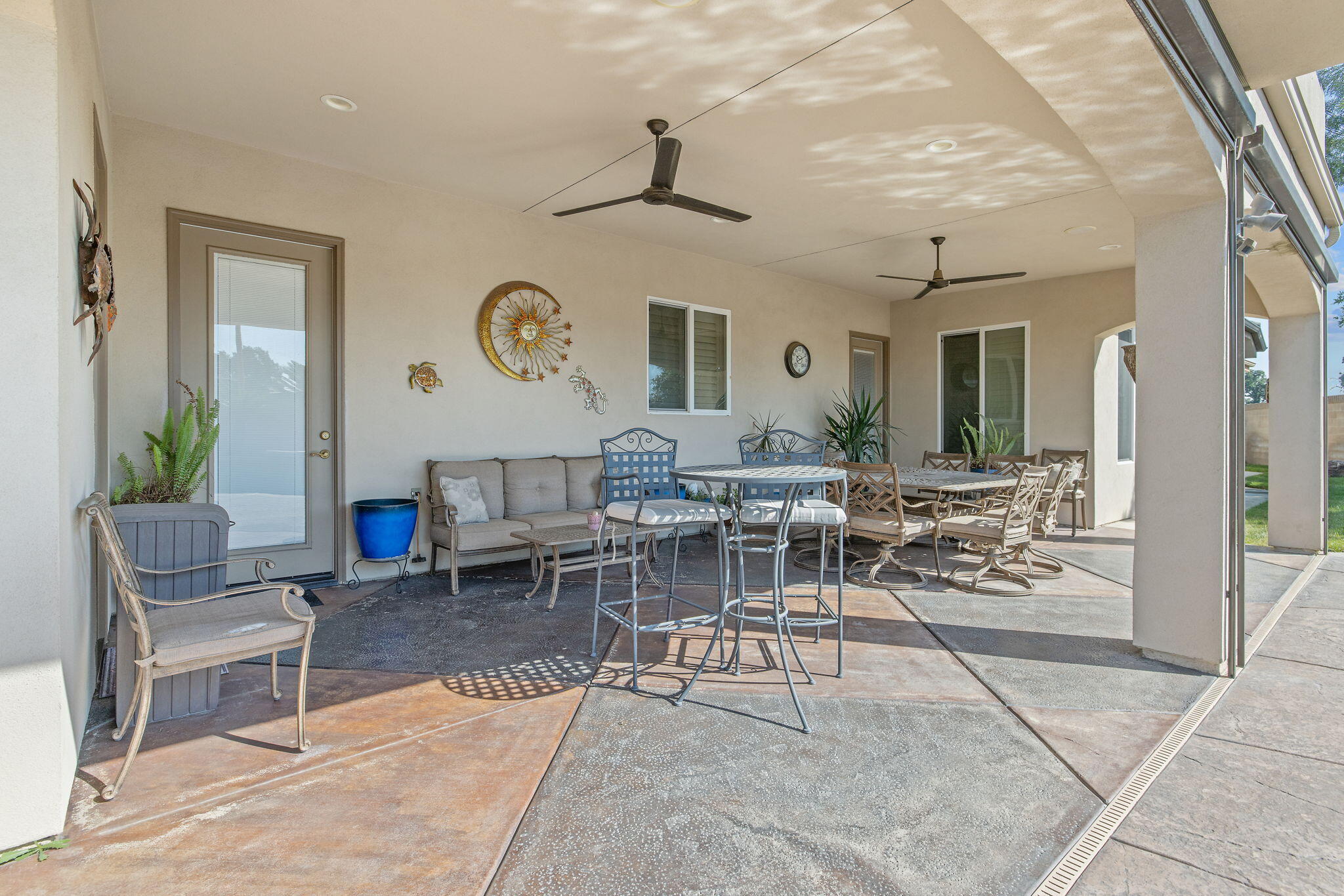 382 Hemmingway Court