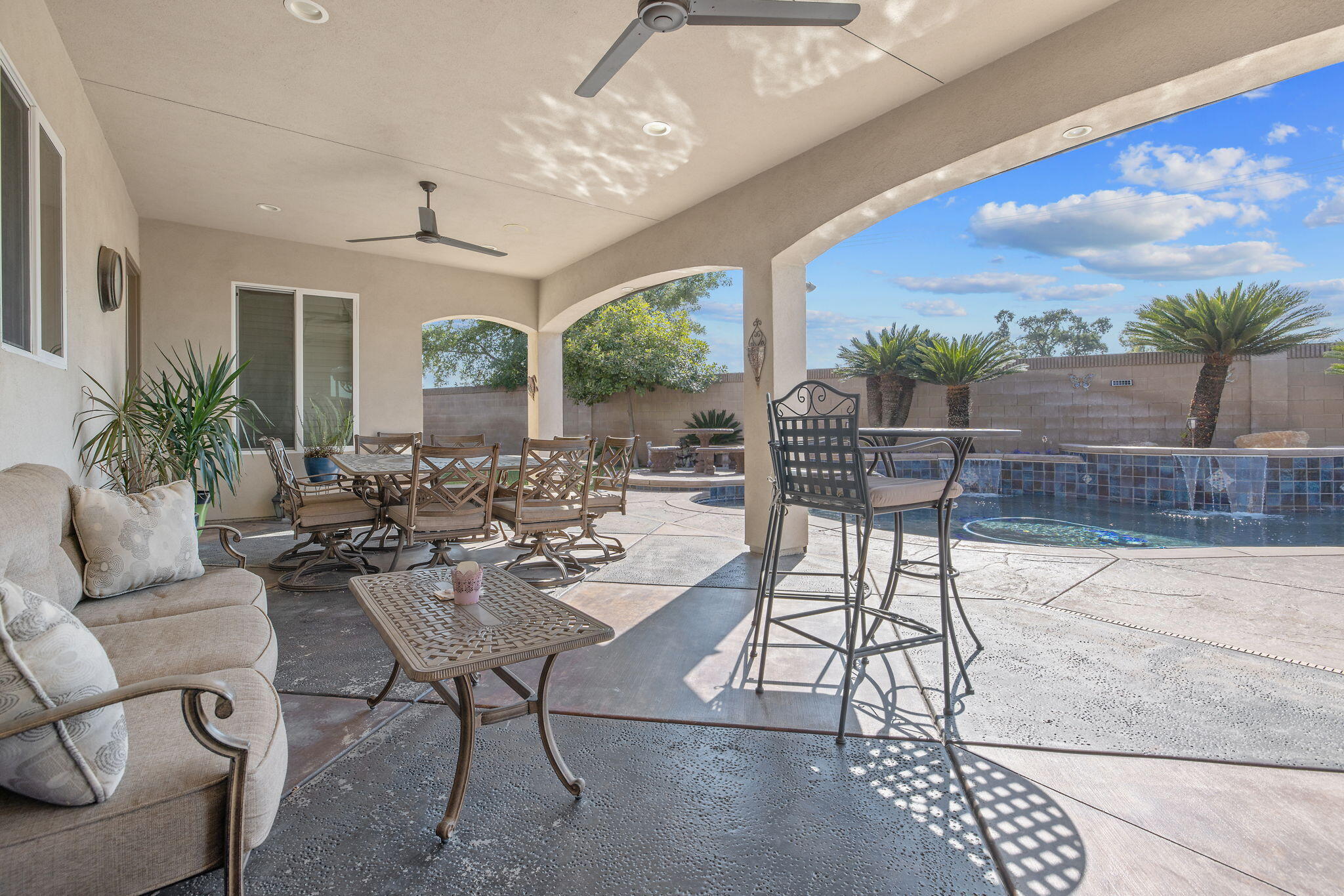 382 Hemmingway Court