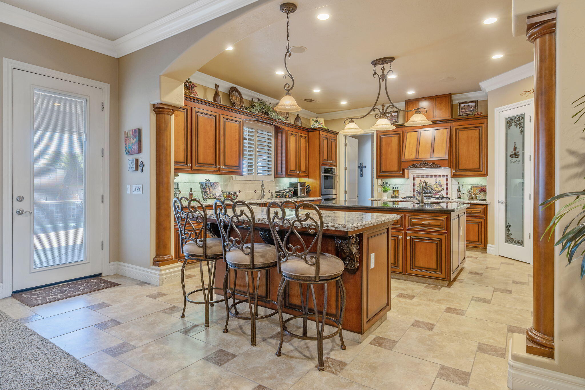382 Hemmingway Court
