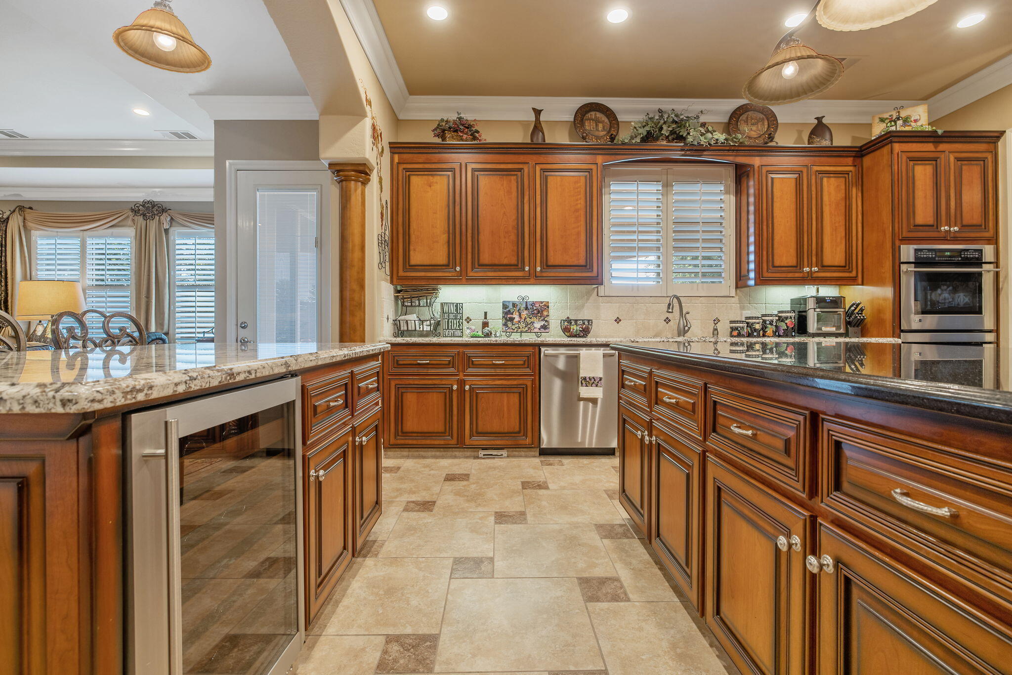 382 Hemmingway Court