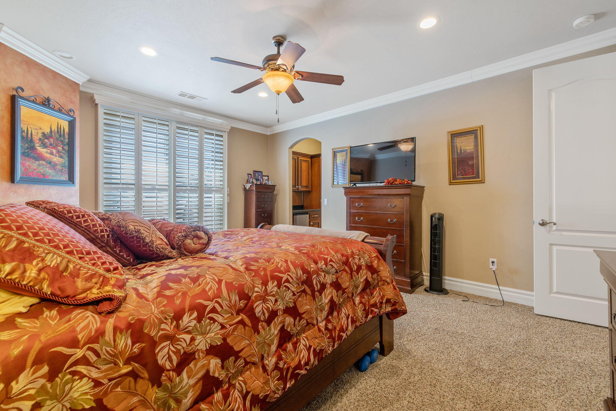 382 Hemmingway Court