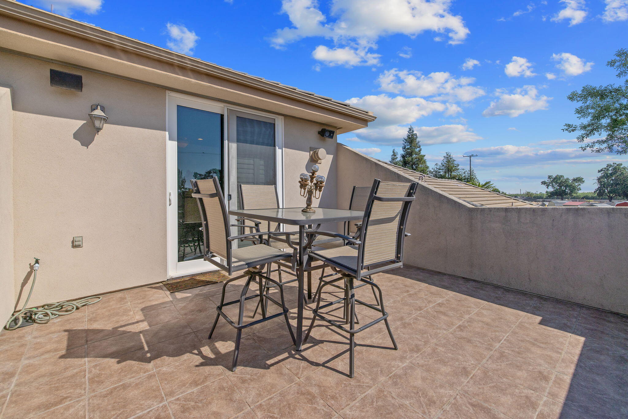382 Hemmingway Court