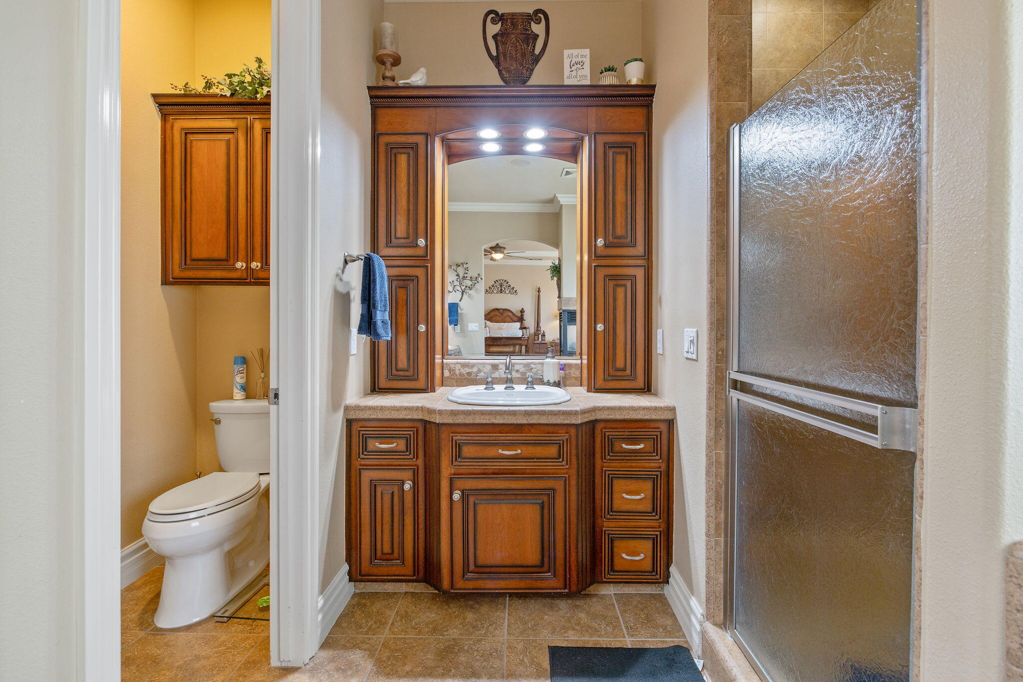382 Hemmingway Court