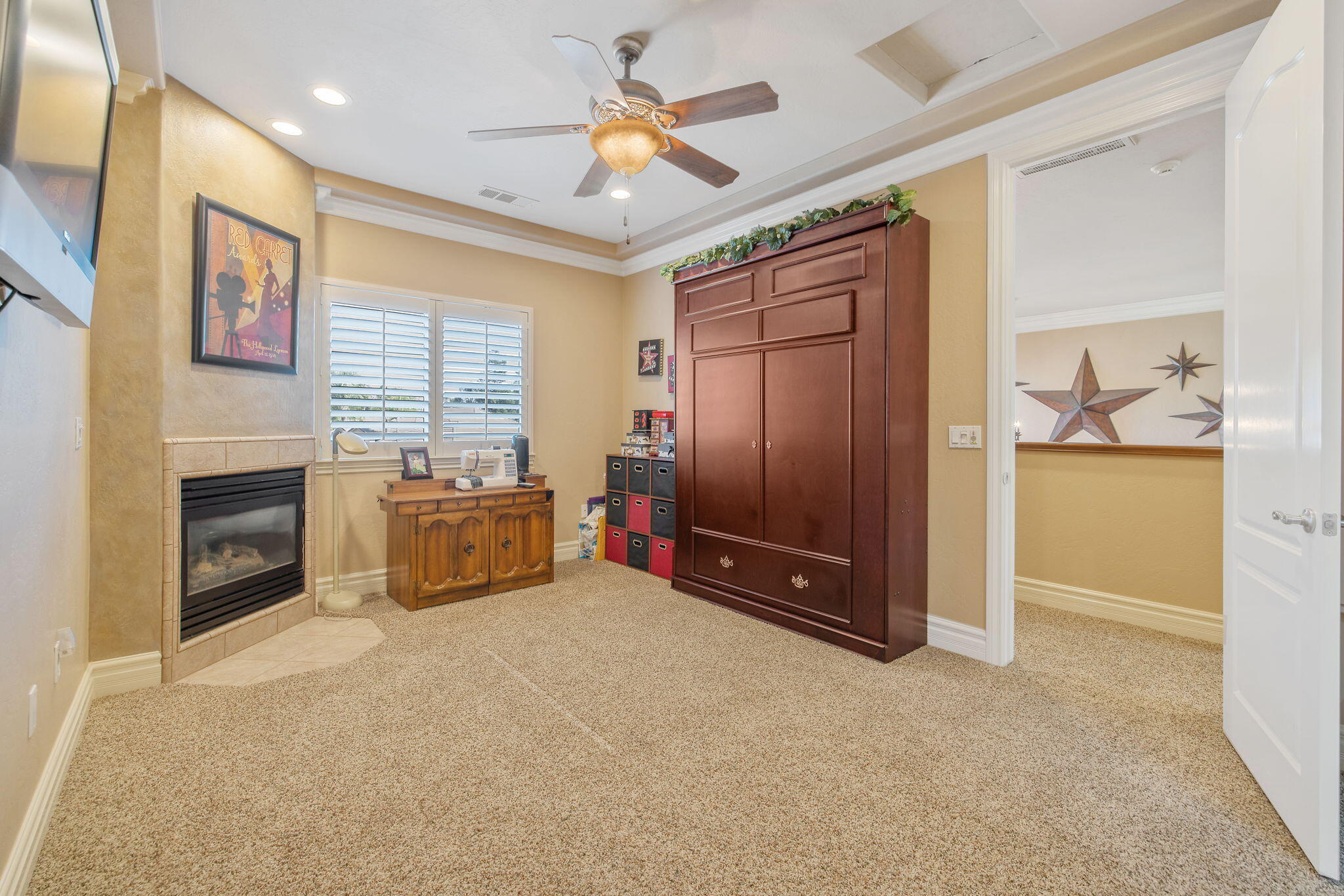 382 Hemmingway Court