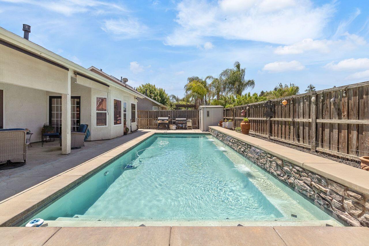 985 Black Rock Court