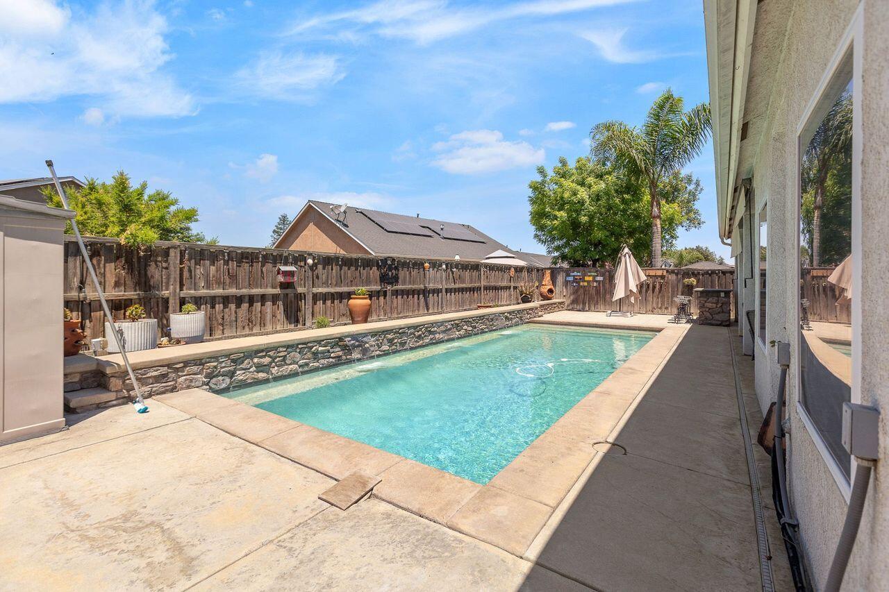 985 Black Rock Court