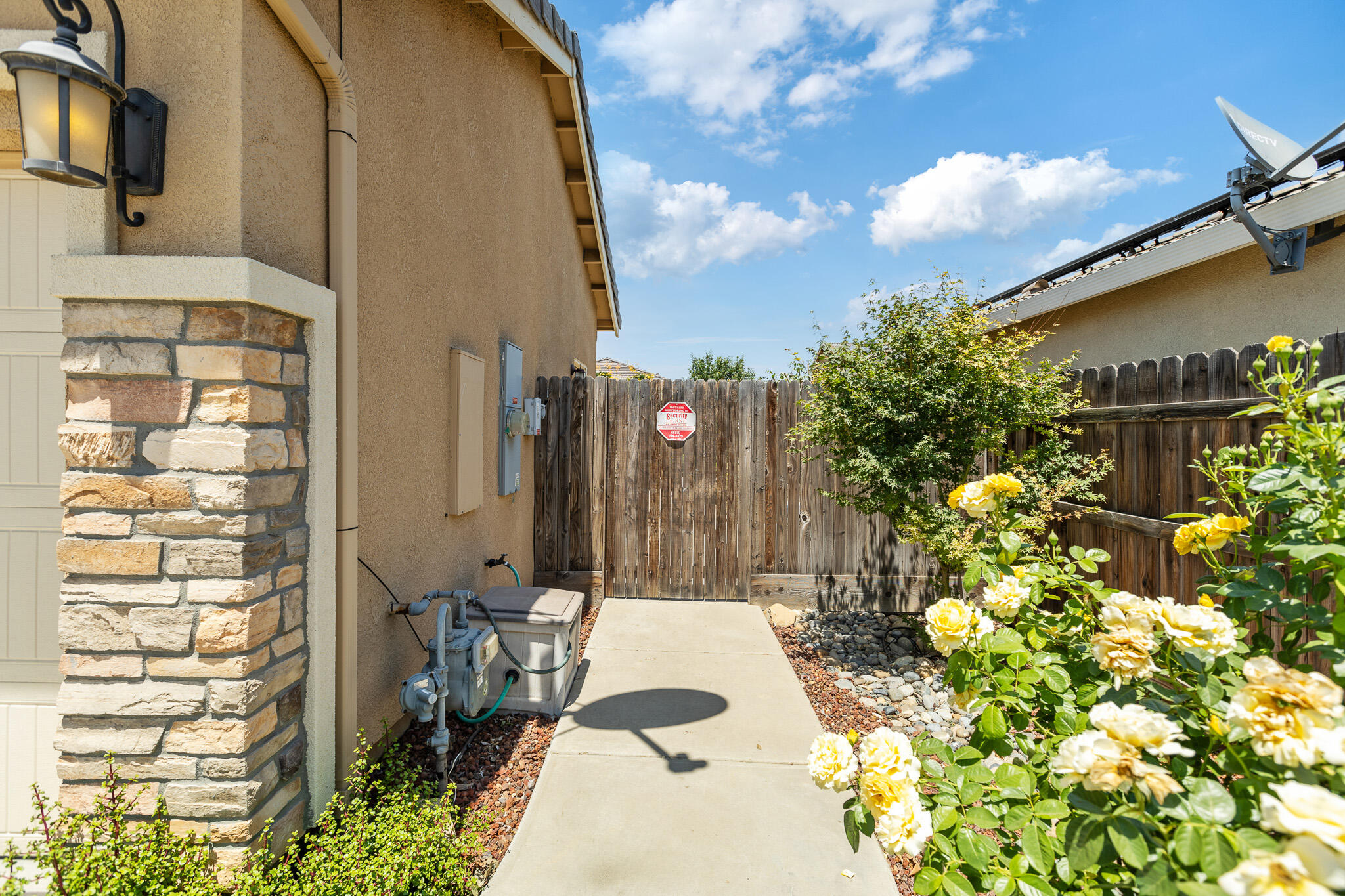 2886 Bell Port Avenue