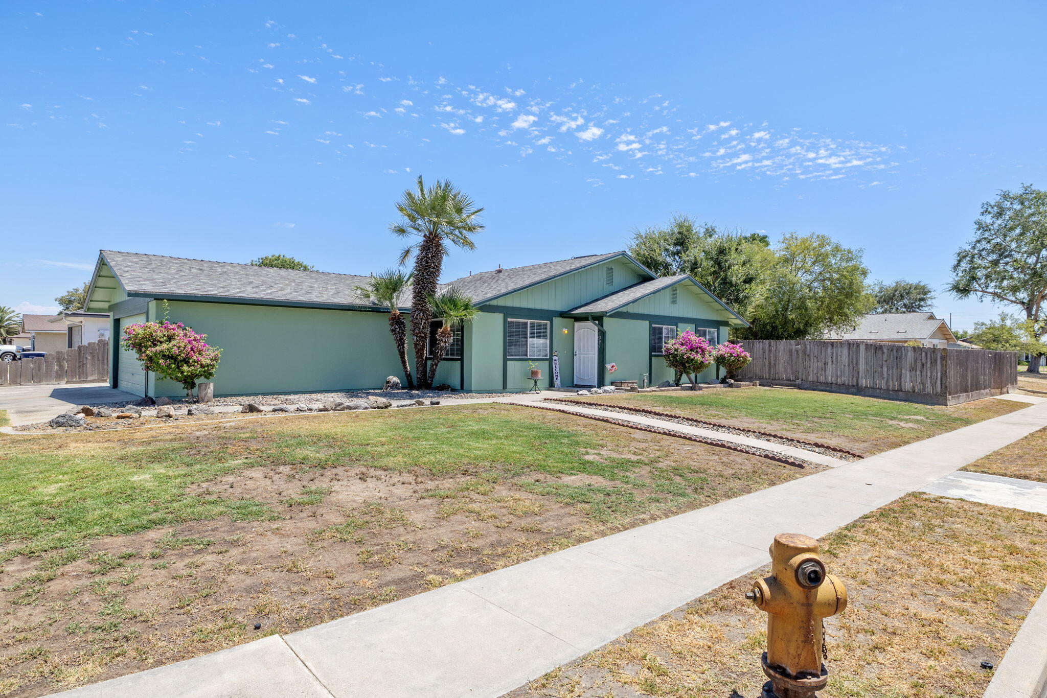1301 E Aspen Avenue