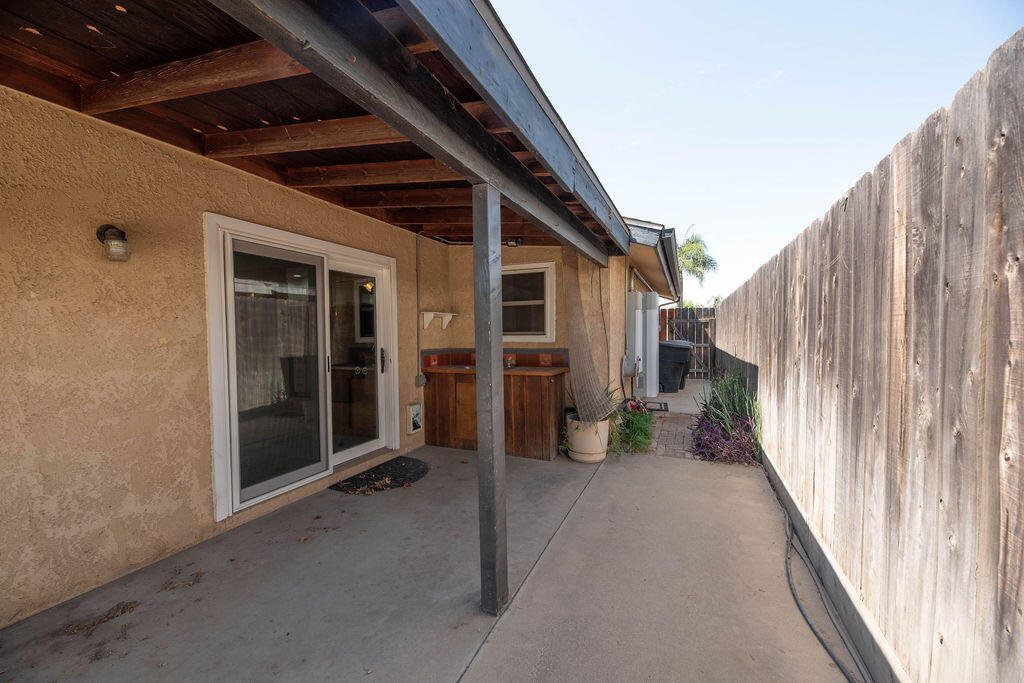 1101 W Mary Avenue