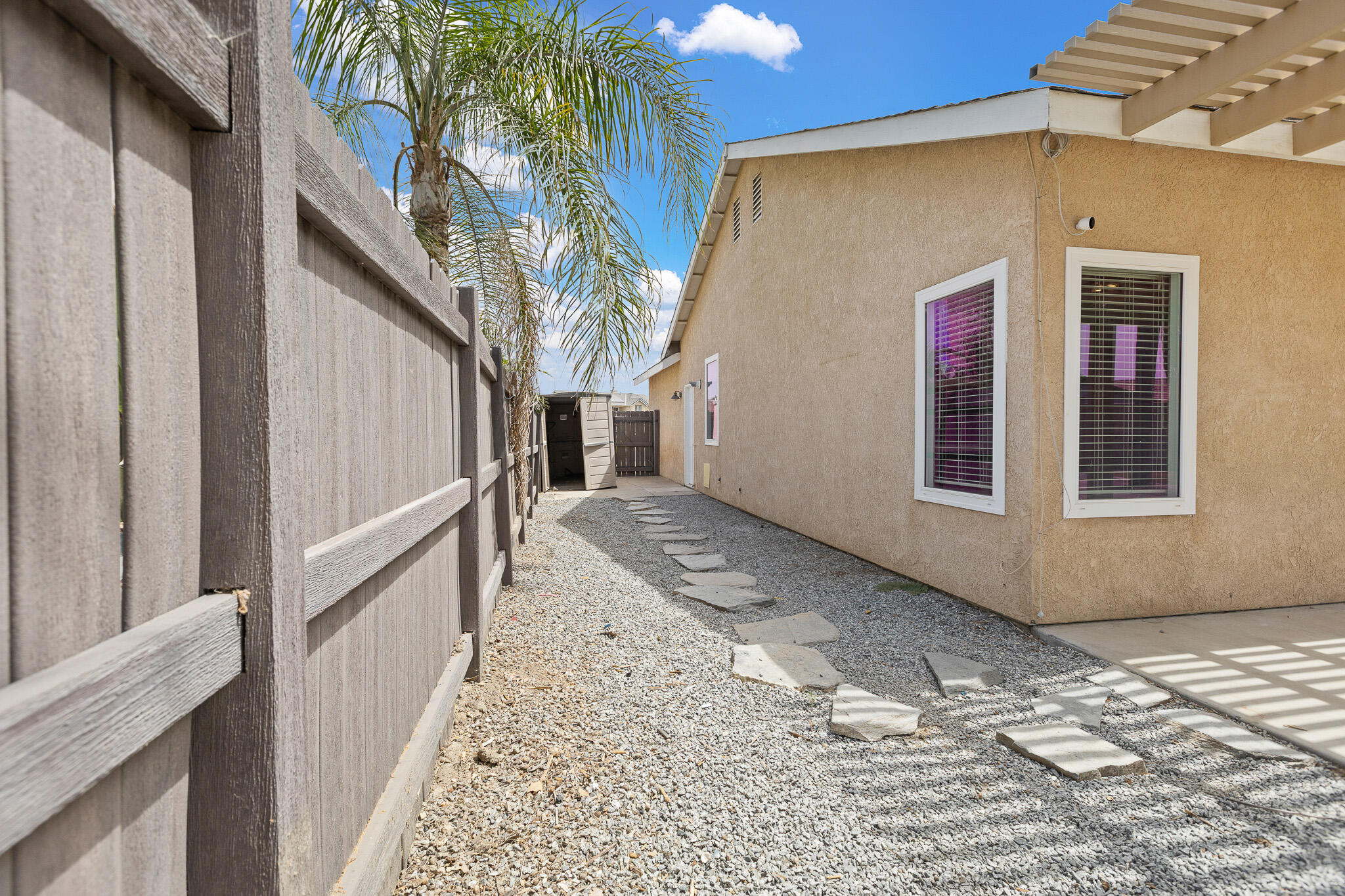 671 Vista Court