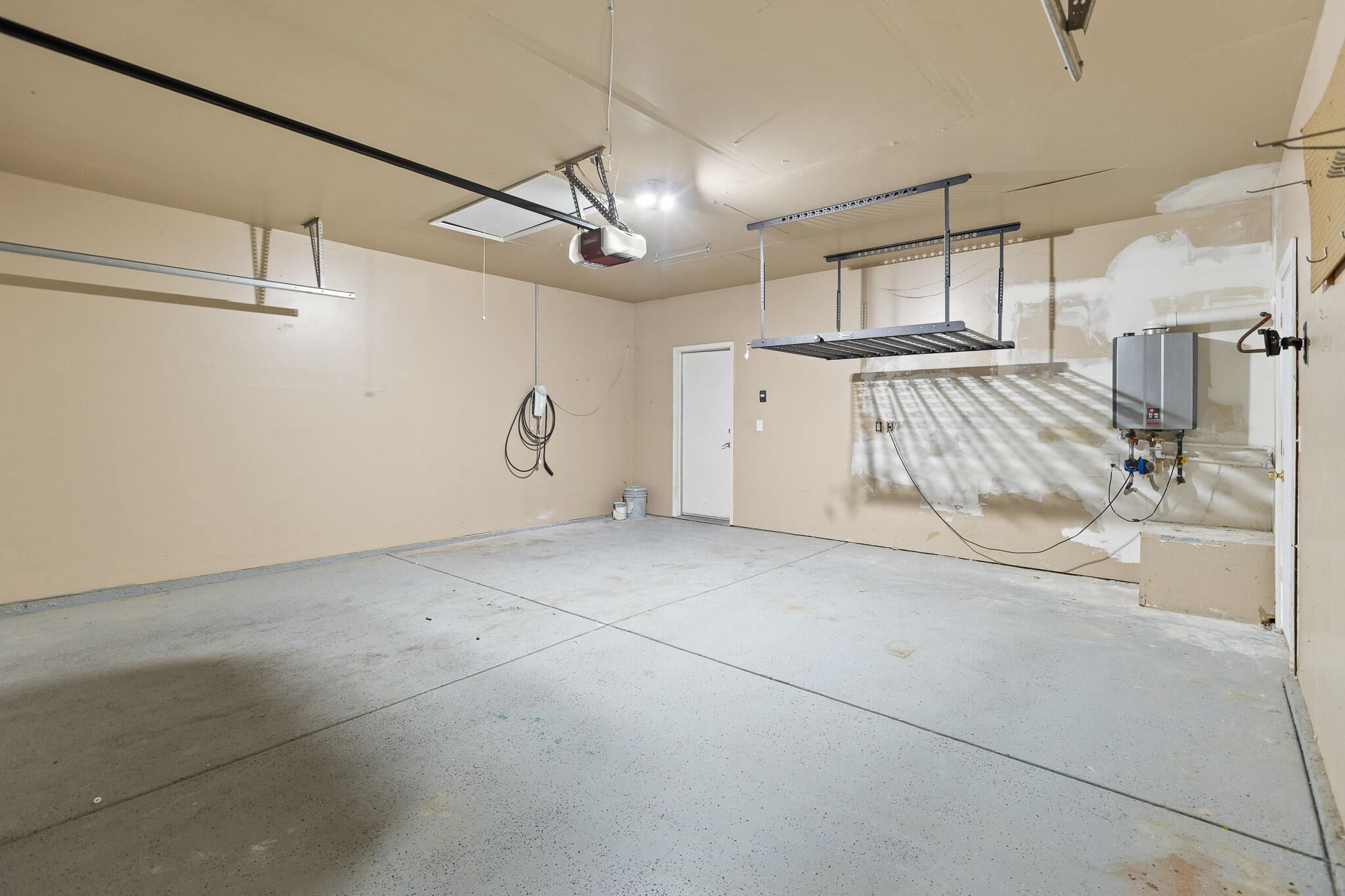 671 Vista Court