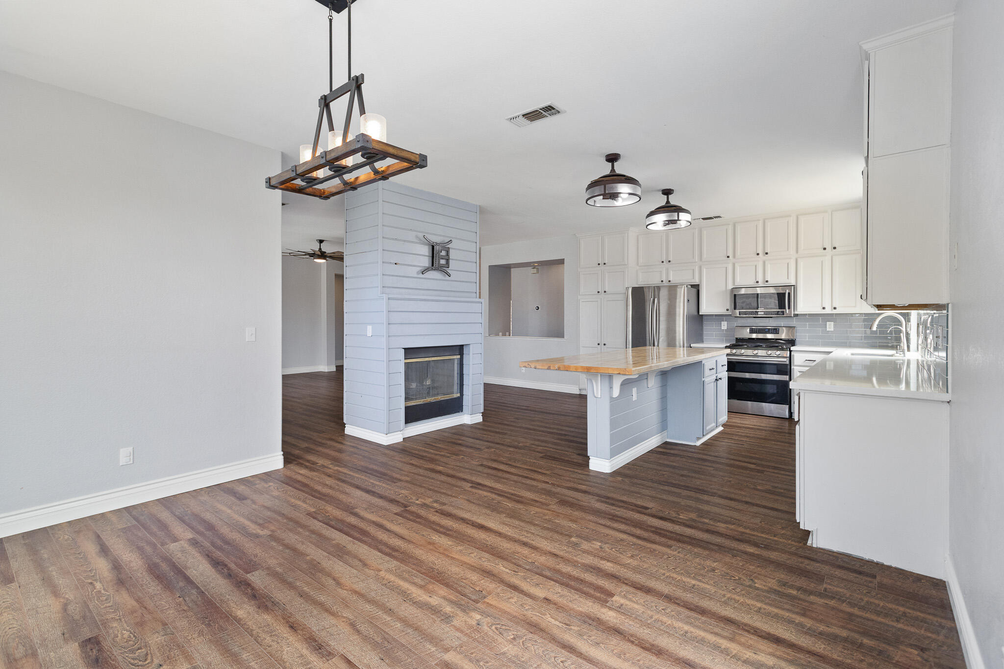 671 Vista Court