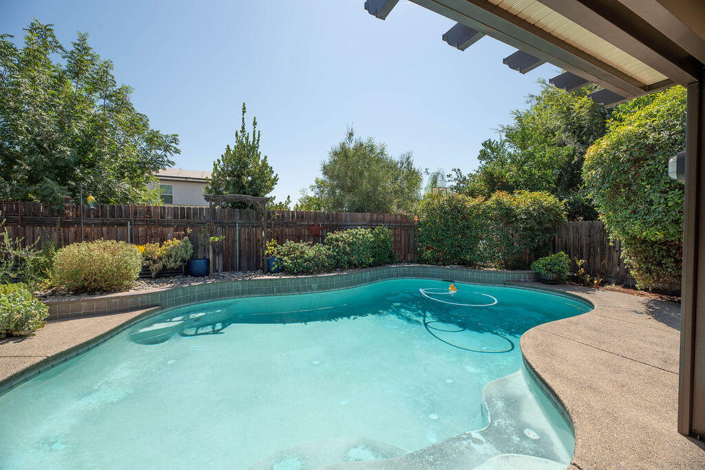 2546 S Virmargo Court