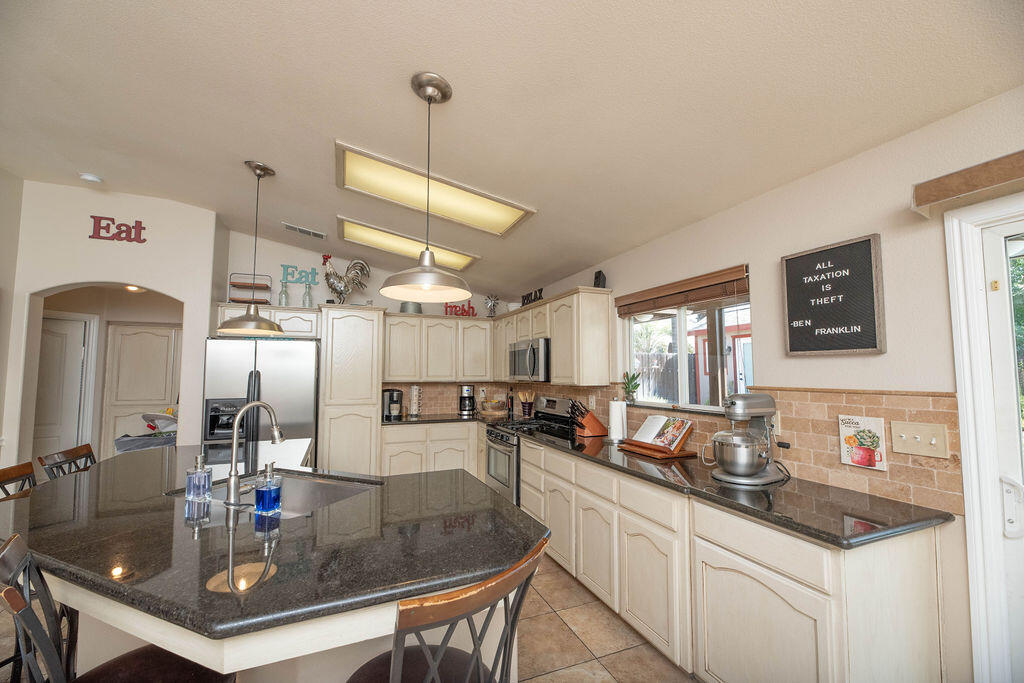 2546 S Virmargo Court