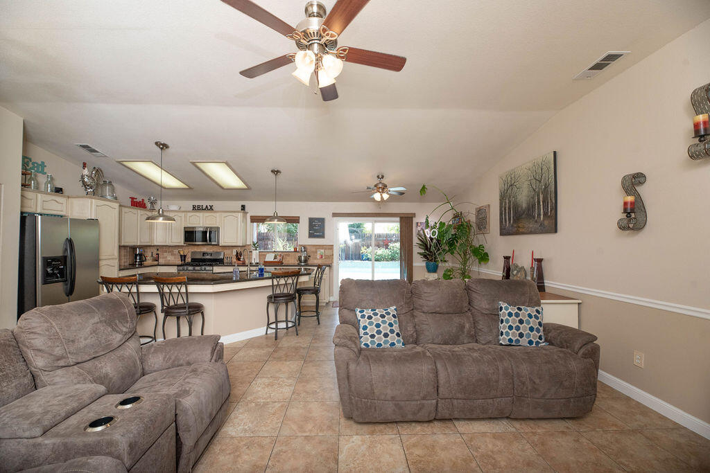 2546 S Virmargo Court