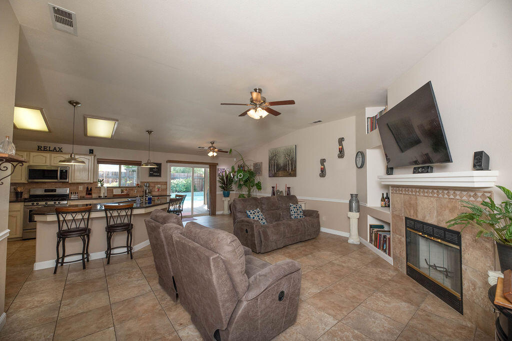 2546 S Virmargo Court